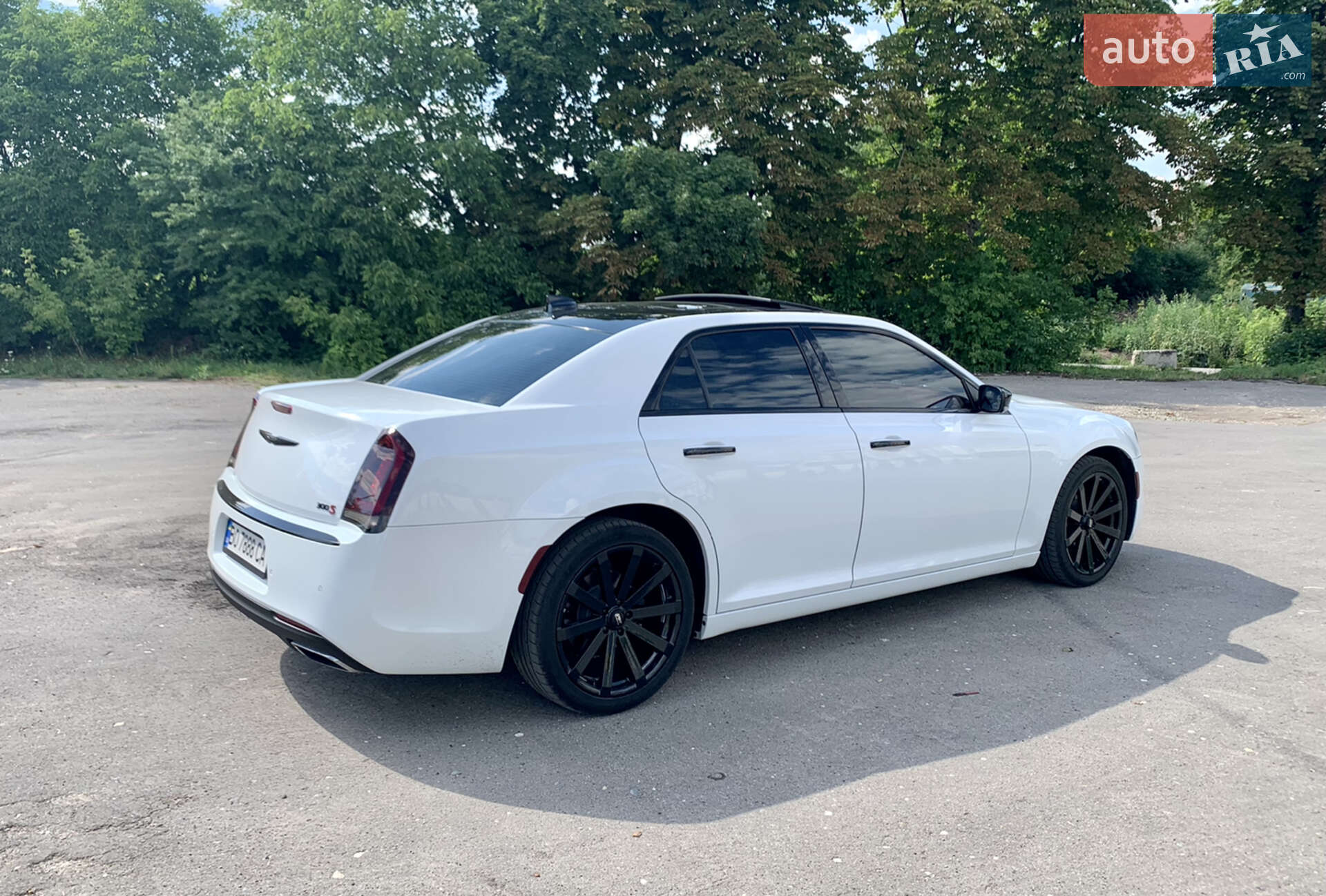 Chrysler 300 S 2018 VIN 2C3CCABG9JH234885 фото оголошення 15 з 76