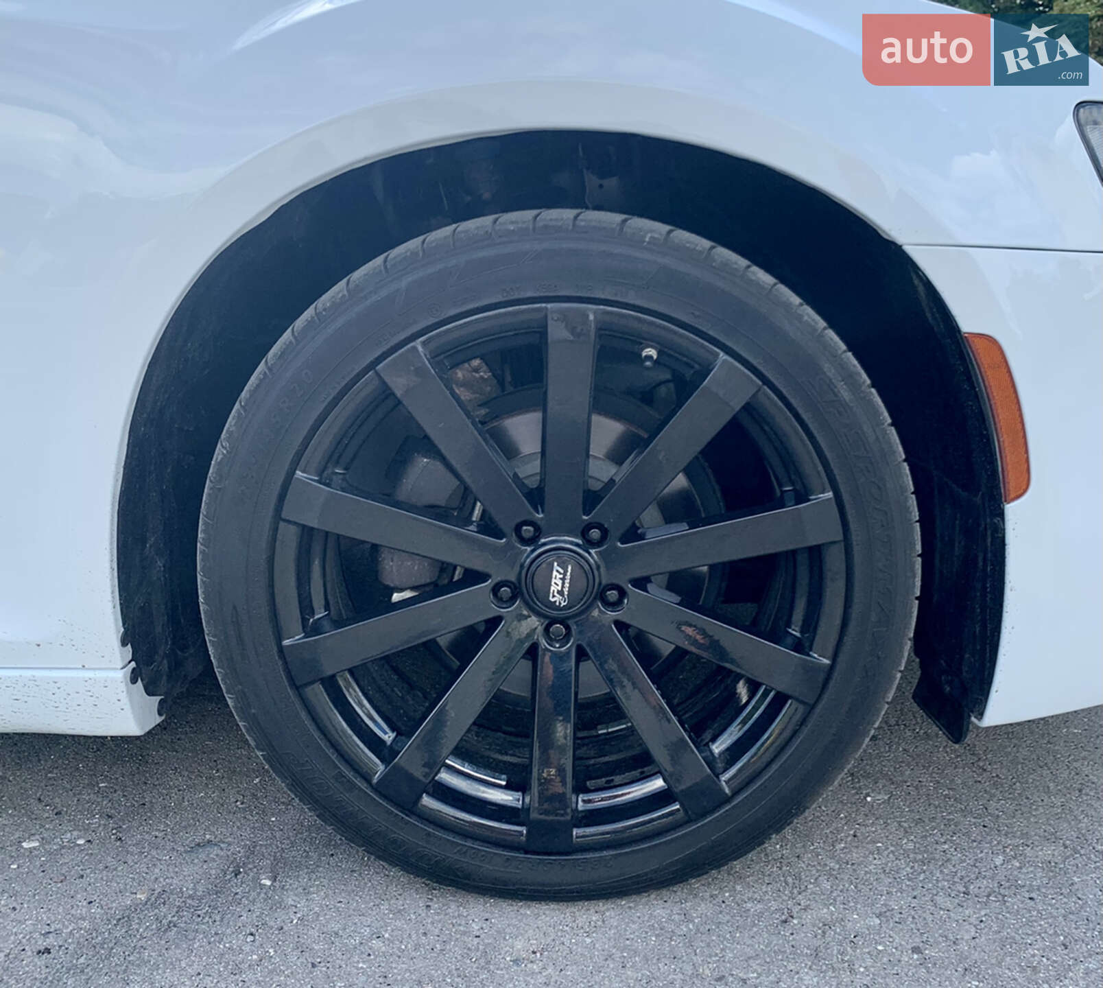 Chrysler 300 S 2018 VIN 2C3CCABG9JH234885 фото оголошення 21 з 76