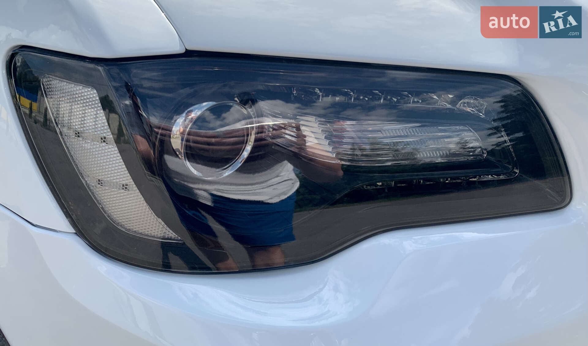 Chrysler 300 S 2018 VIN 2C3CCABG9JH234885 фото оголошення 35 з 76