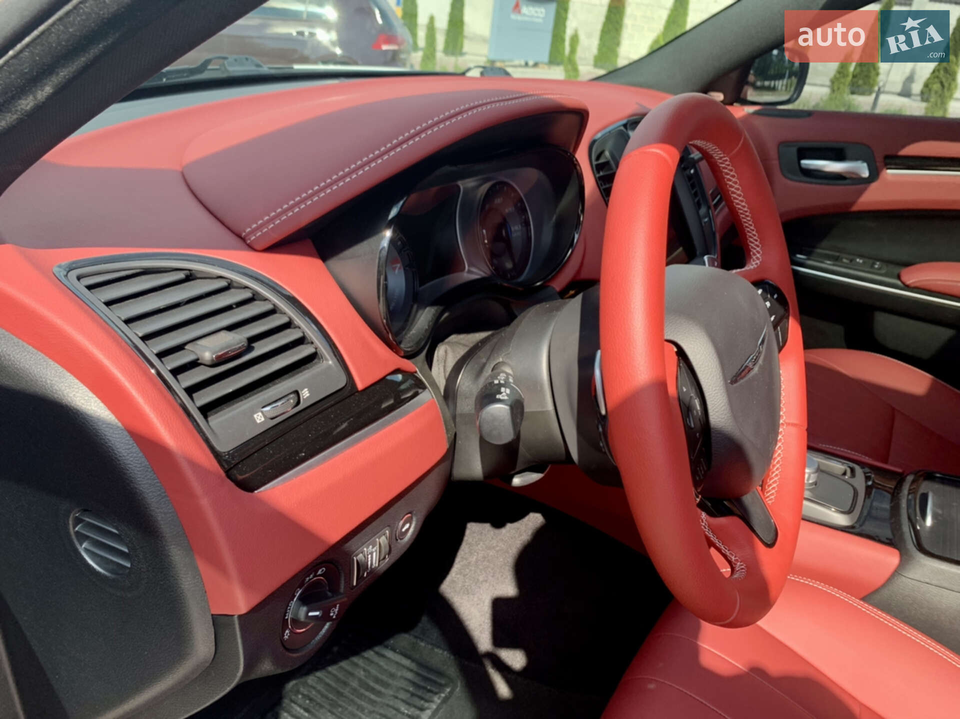 Chrysler 300 S 2018 VIN 2C3CCABG9JH234885 фото оголошення 51 з 76