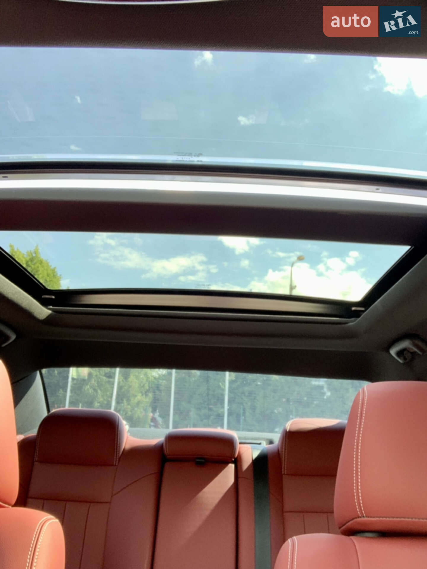 Chrysler 300 S 2018 VIN 2C3CCABG9JH234885 фото оголошення 62 з 76