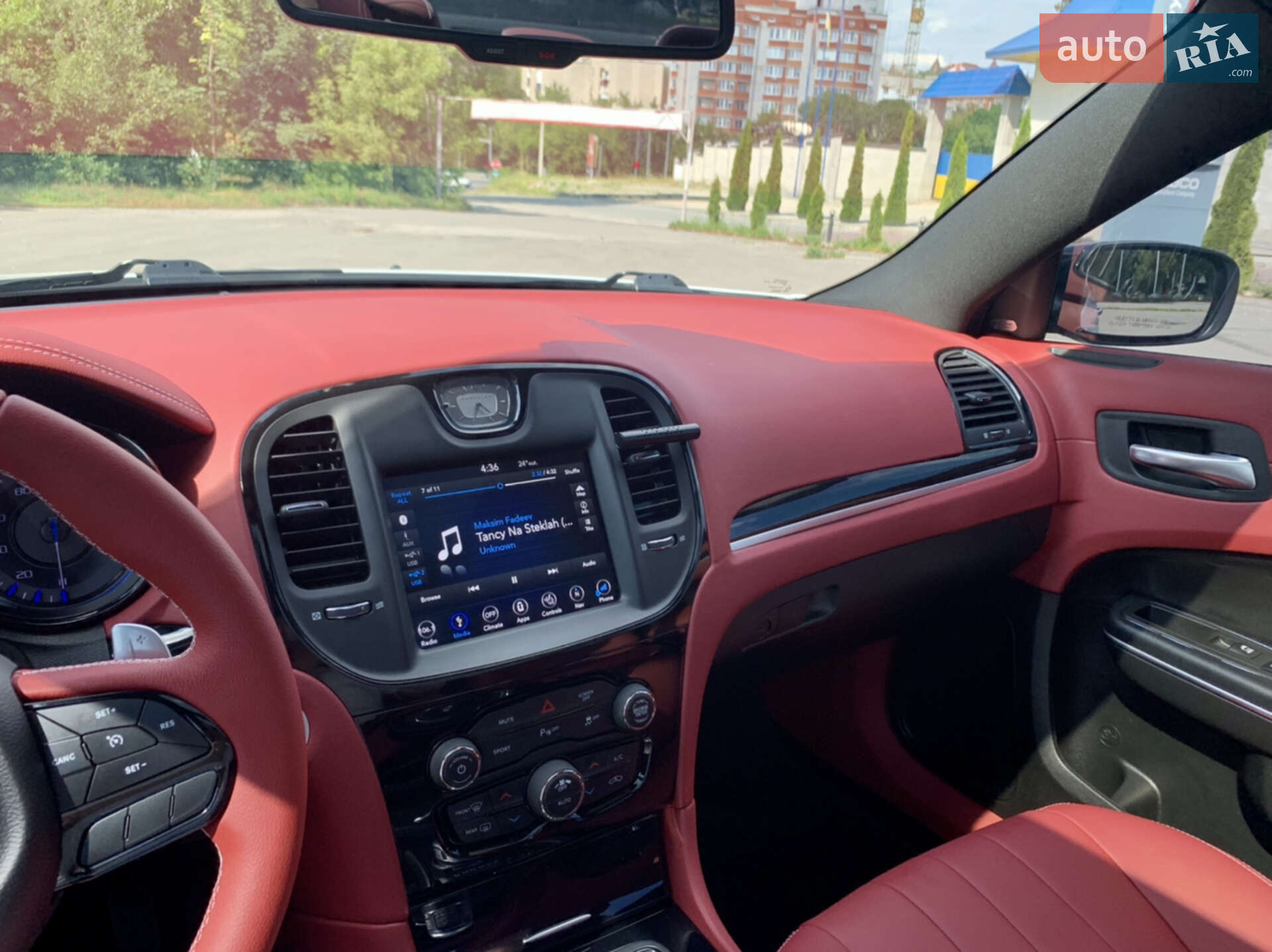 Chrysler 300 S 2018 VIN 2C3CCABG9JH234885 фото оголошення 67 з 76