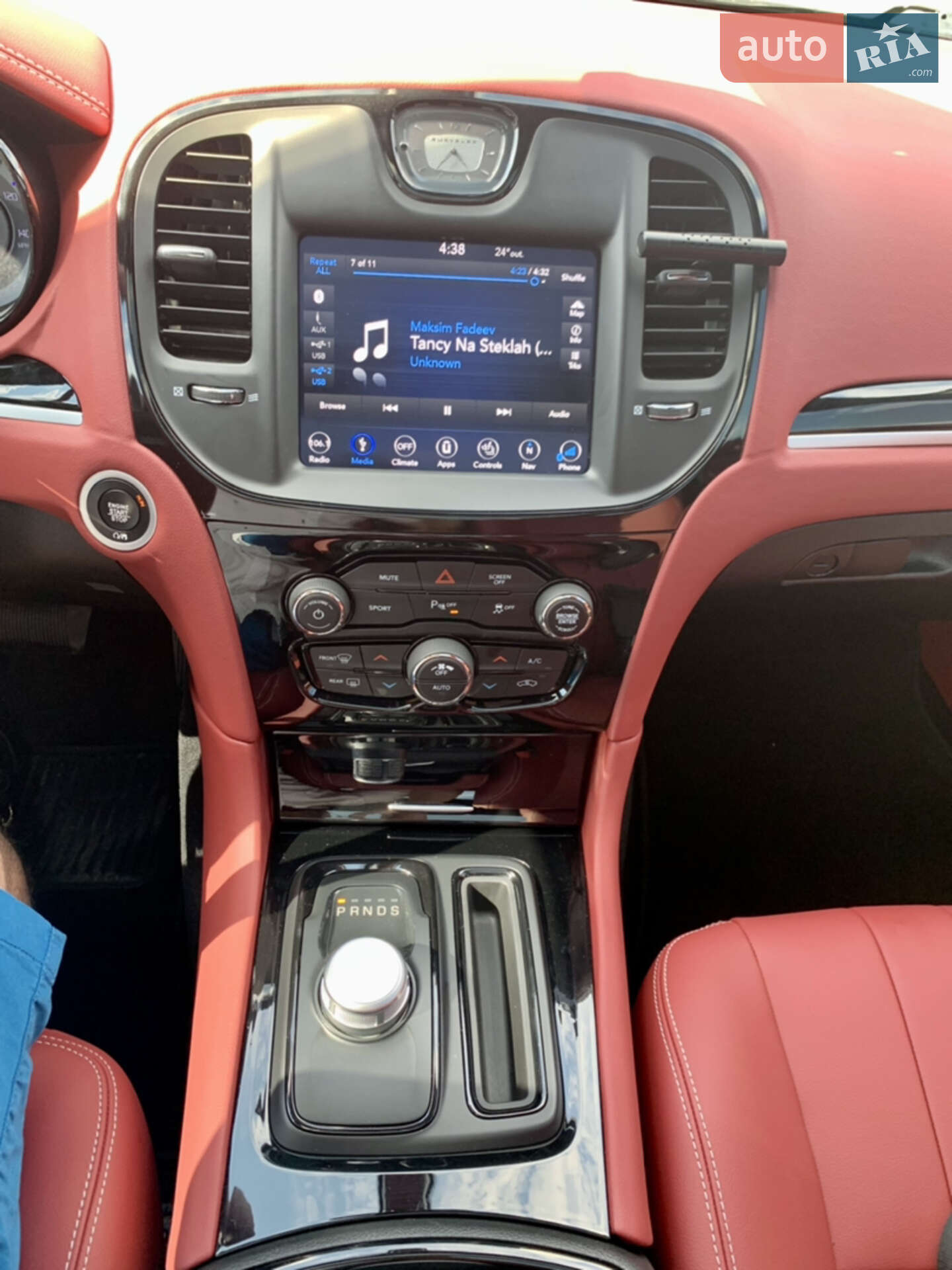 Chrysler 300 S 2018 VIN 2C3CCABG9JH234885 фото оголошення 74 з 76