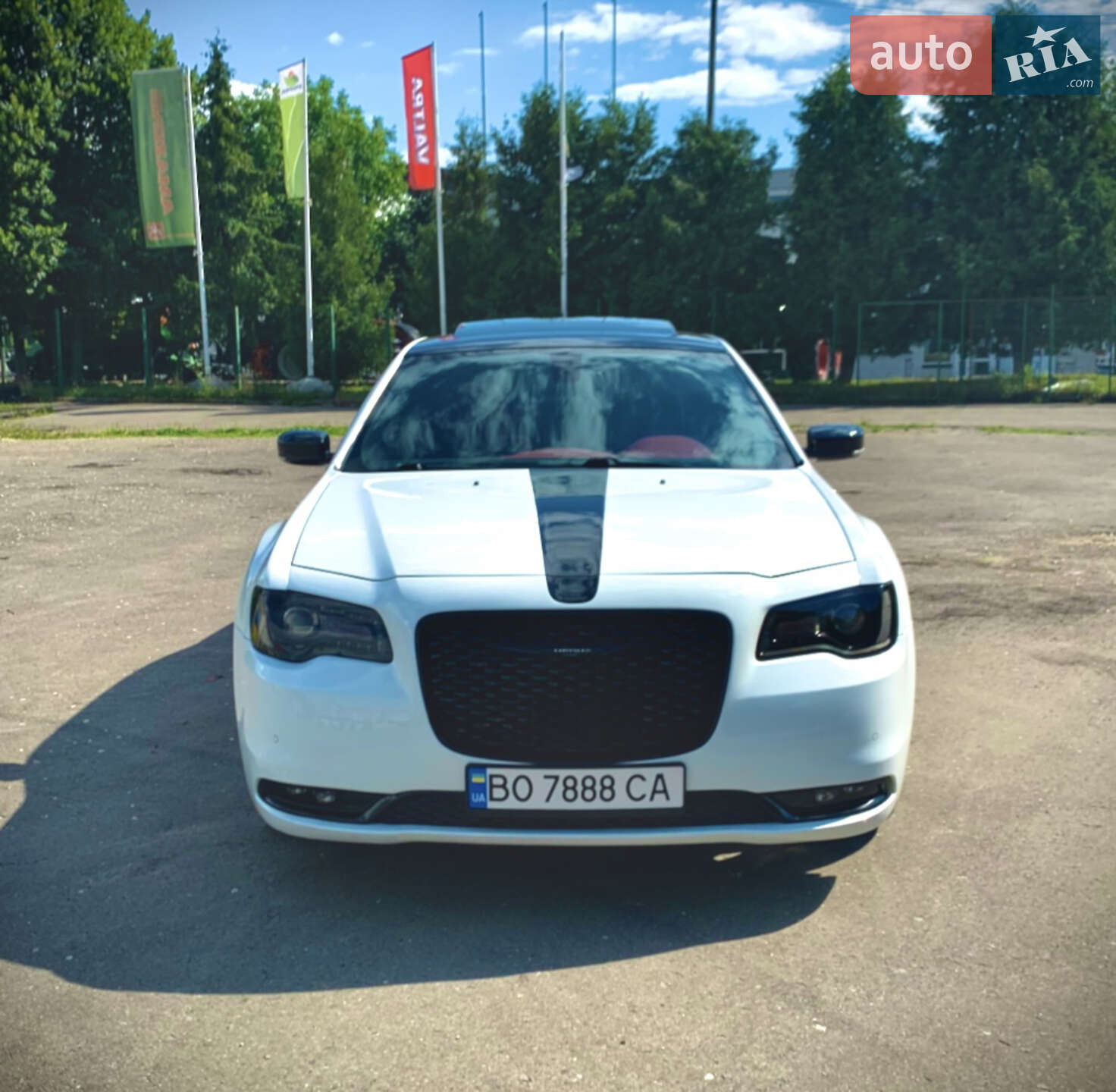 Chrysler 300 S 2018 VIN 2C3CCABG9JH234885 фото оголошення 75 з 76