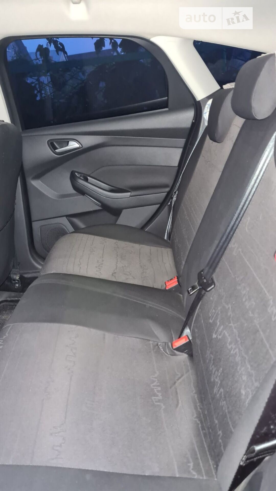 Ford Focus 2011 VIN WF0KXXGCBKBD06460 фото оголошення 4 з 6
