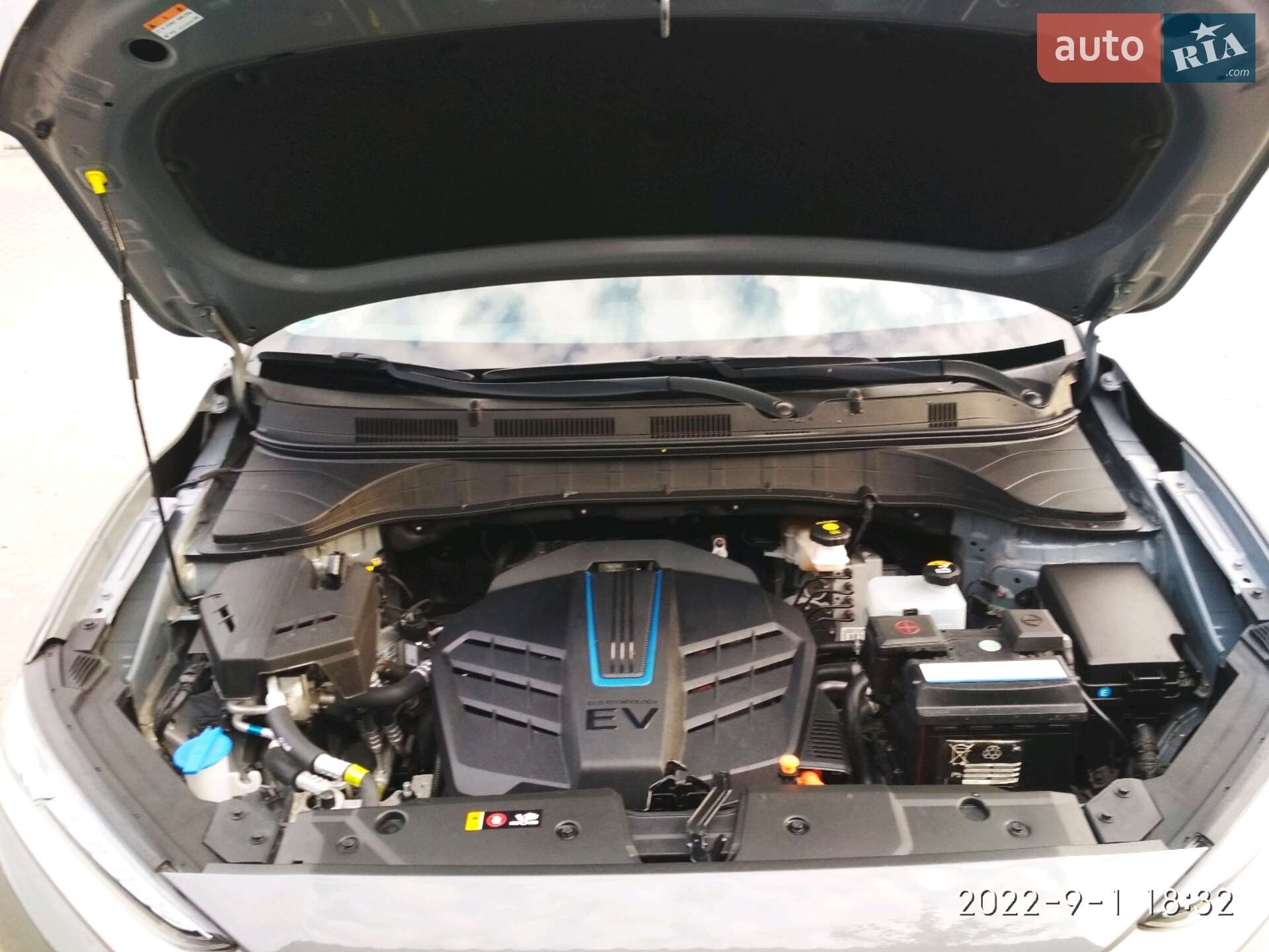 Hyundai Kona Electric 2019 VIN KMHK381GFKU035925 фото оголошення 2 з 35