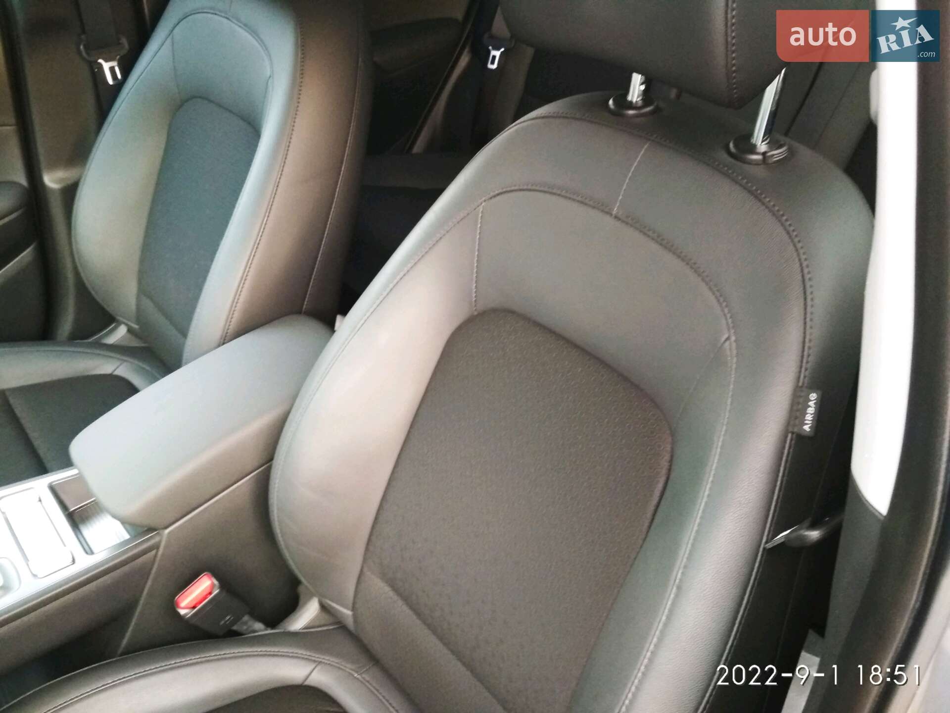 Hyundai Kona Electric 2019 VIN KMHK381GFKU035925 фото оголошення 16 з 35