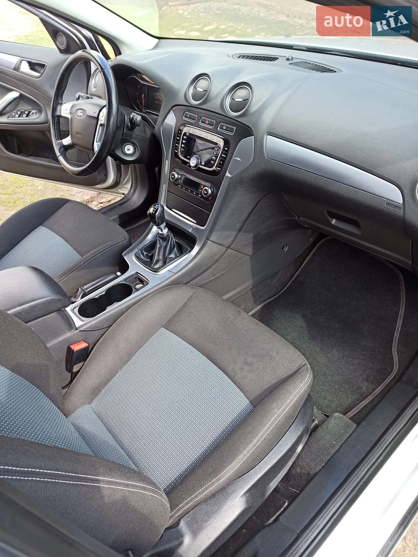 Ford Mondeo 2011 VIN WF0GXXGBBGBP34815 фото оголошення 8 з 10