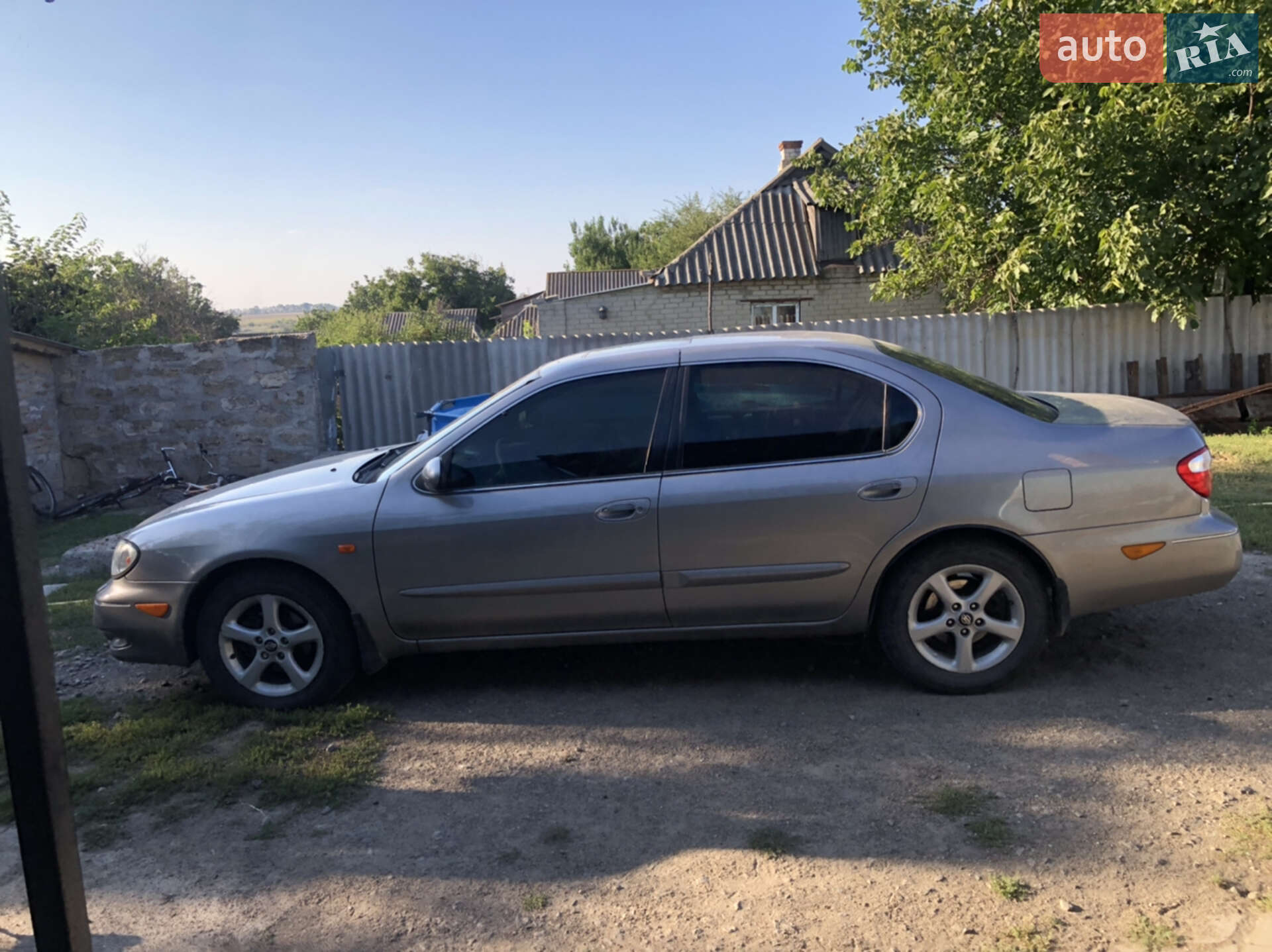 Nissan Maxima 2001 VIN JN1CAUA33U0062521 фото оголошення 2 з 12