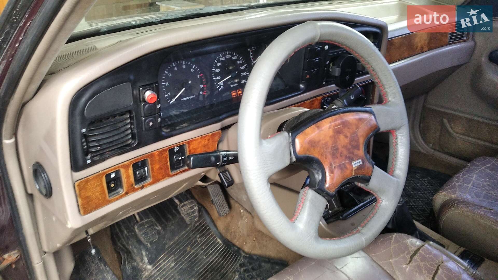 Hyundai Sonata 1993 VIN KMHBF31FPPU539389 фото оголошення 2 з 22