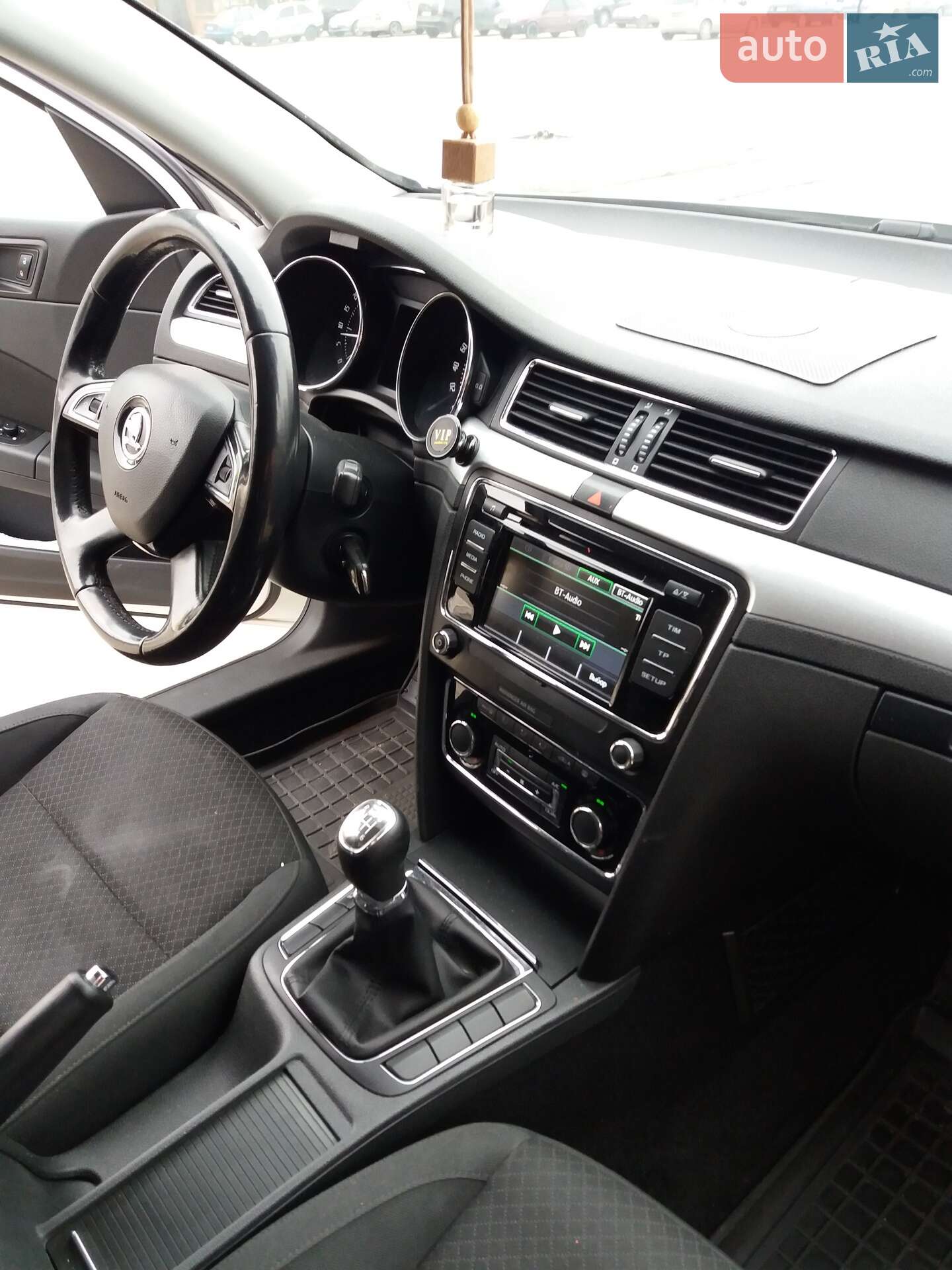 Skoda Superb 2014 VIN TMBAJ73T4E9039564 фото оголошення 12 з 23