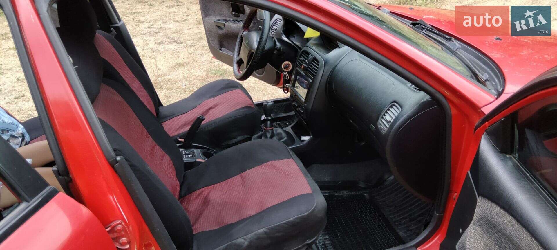 Mitsubishi Carisma 1999 VIN XMCLNDA1AYF021304 фото оголошення 6 з 16