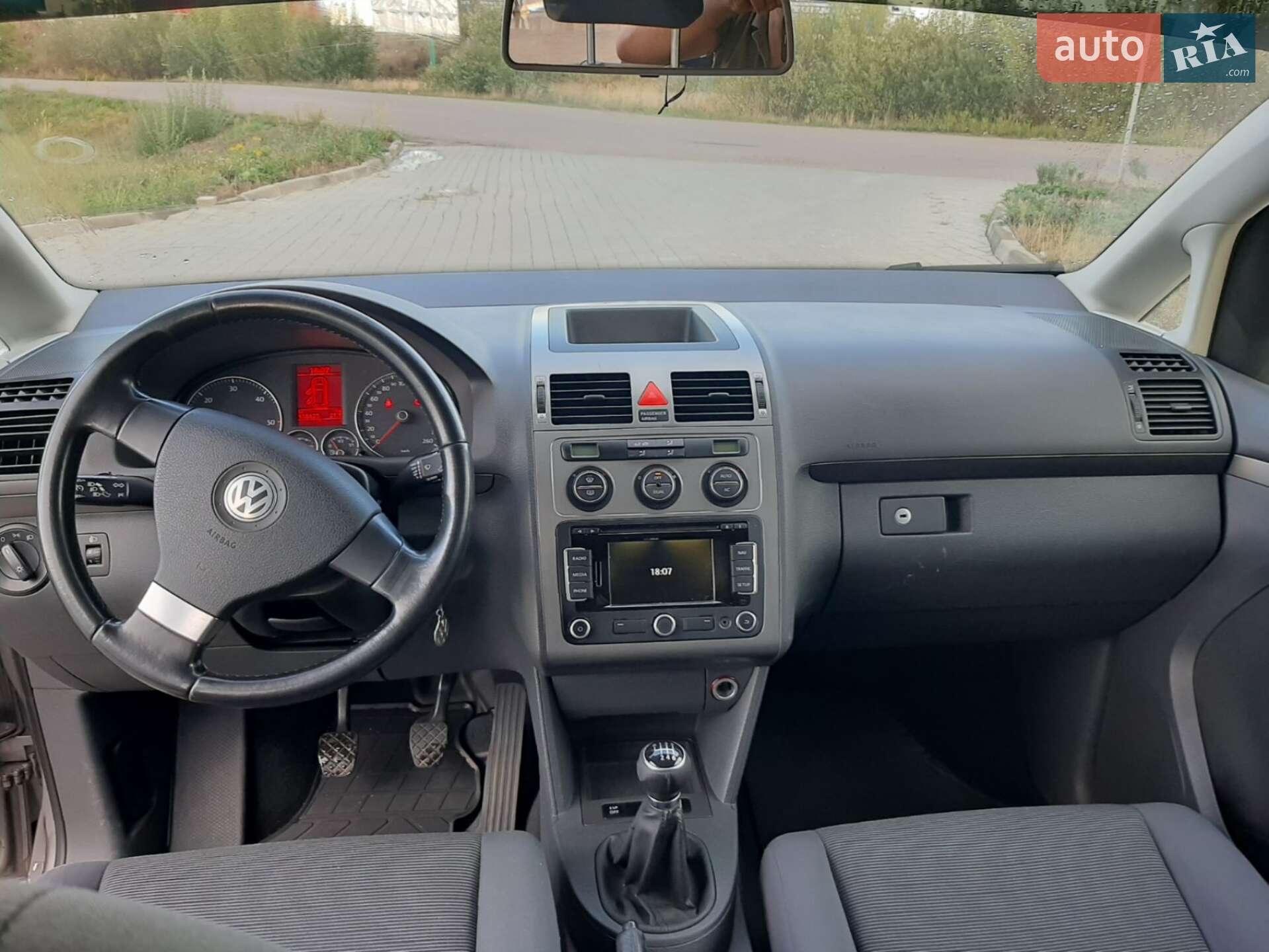 Volkswagen Touran 2010 VIN WVGZZZ1TZAW098391 фото оголошення 11 з 12