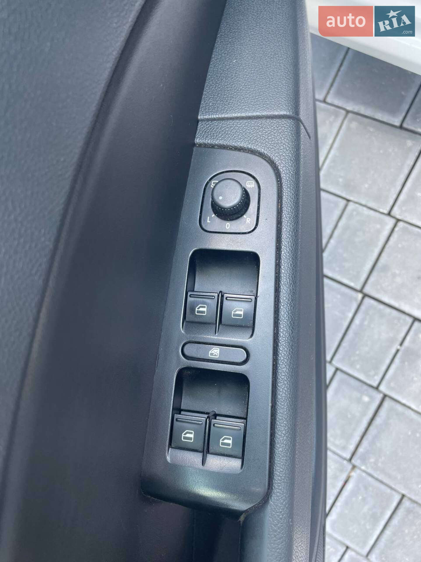 Skoda Superb 2013 VIN TMBJJ93T0D9036882 фото оголошення 19 з 32