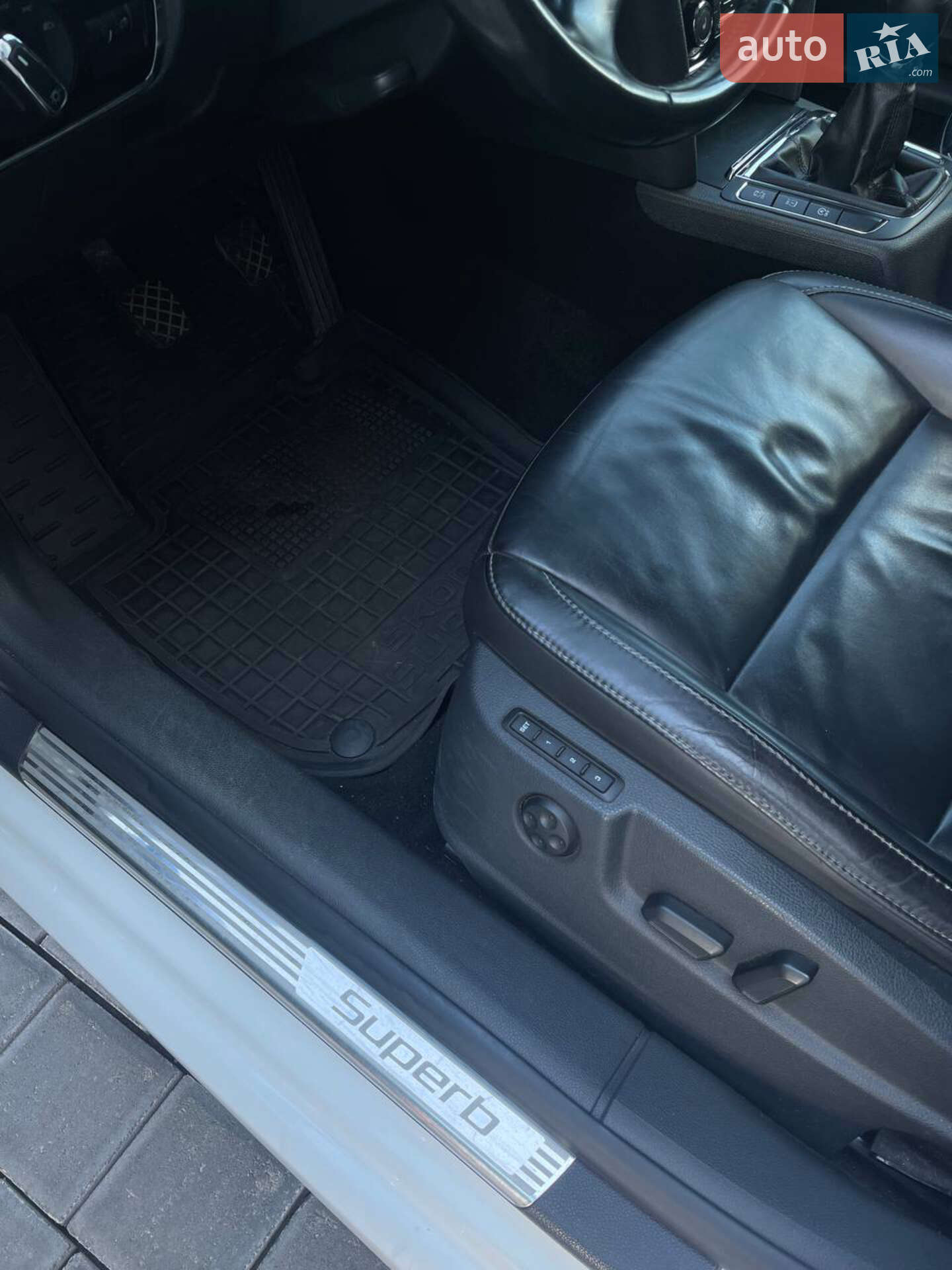 Skoda Superb 2013 VIN TMBJJ93T0D9036882 фото оголошення 20 з 32
