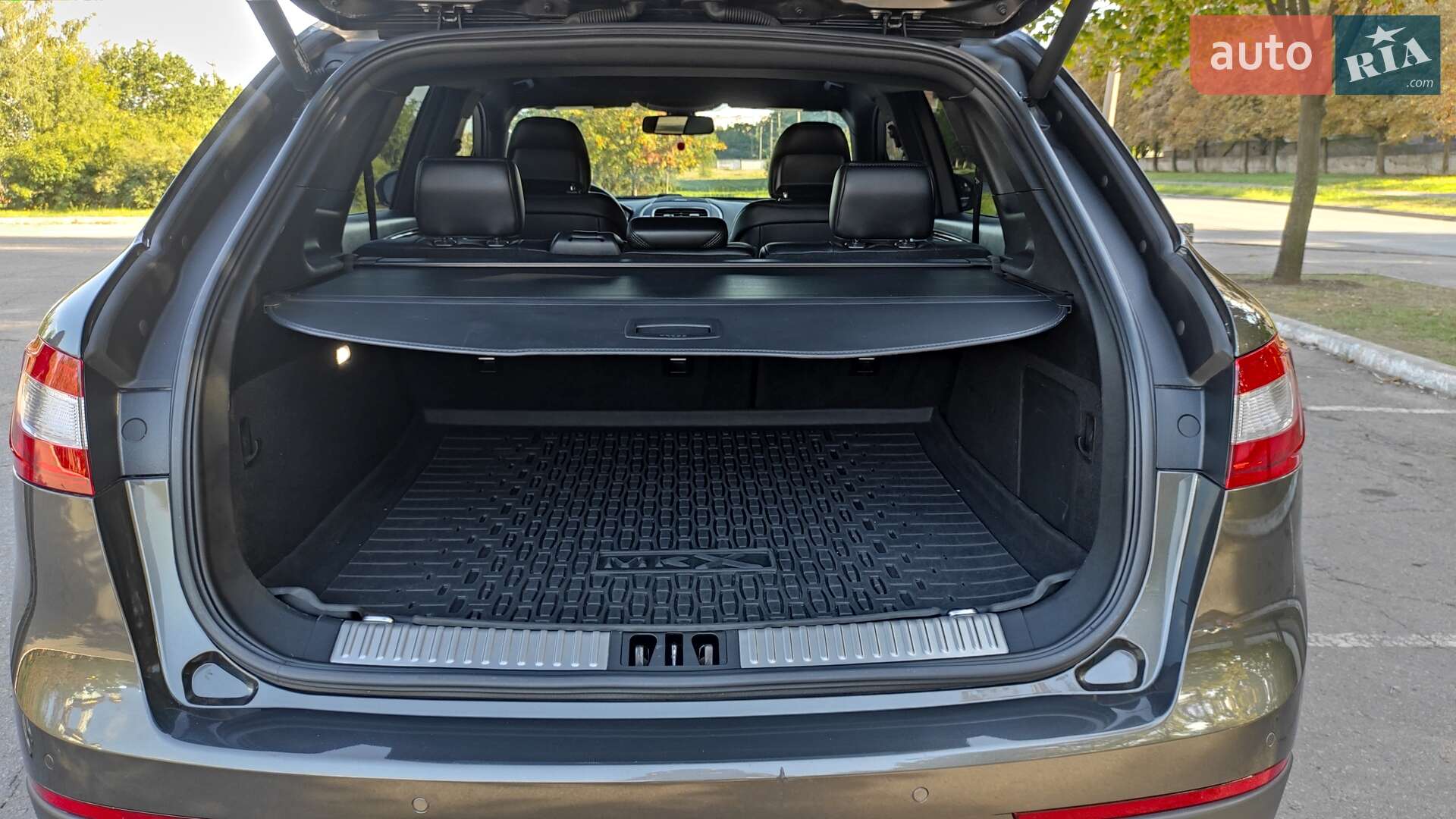 Lincoln MKX 2017 VIN 2LMPJ6LR6HBL49280 фото оголошення 28 з 37