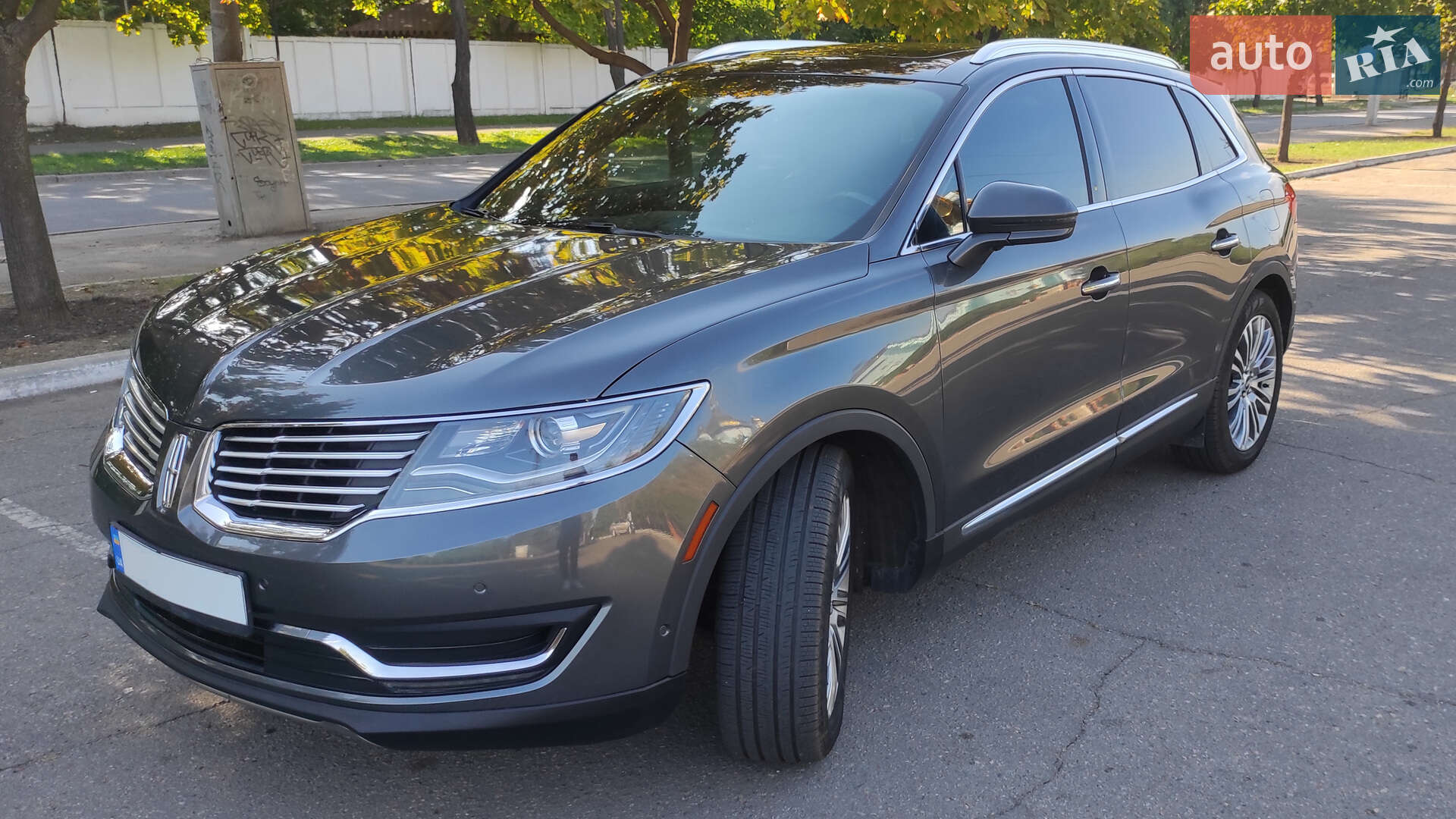 Lincoln MKX 2017 VIN 2LMPJ6LR6HBL49280 фото оголошення 33 з 37