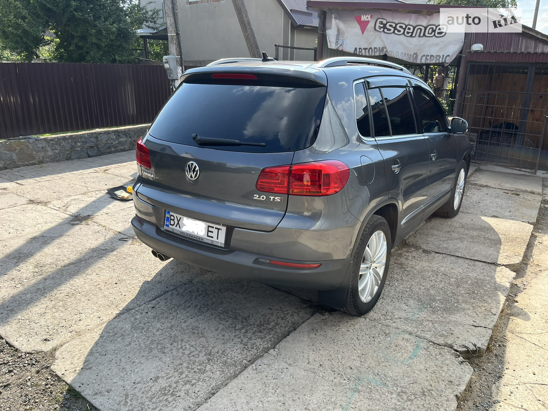 Volkswagen Tiguan 2015 VIN WVGAV7AX7FW604821 фото оголошення 40 з 82