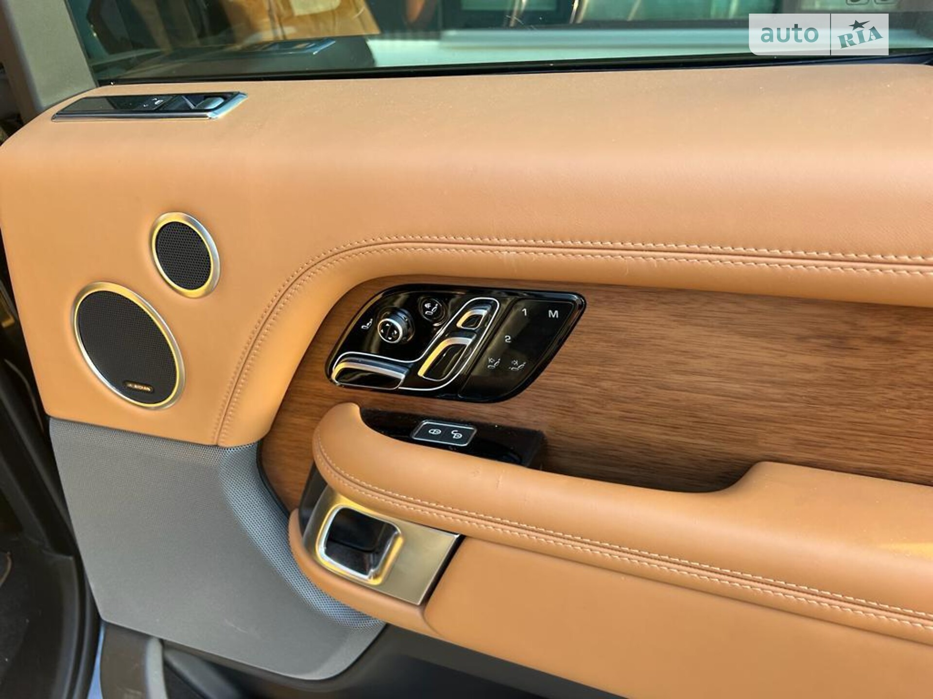 Land Rover Range Rover 2018 VIN SALGA2BJXJA503598 фото оголошення 5 з 11