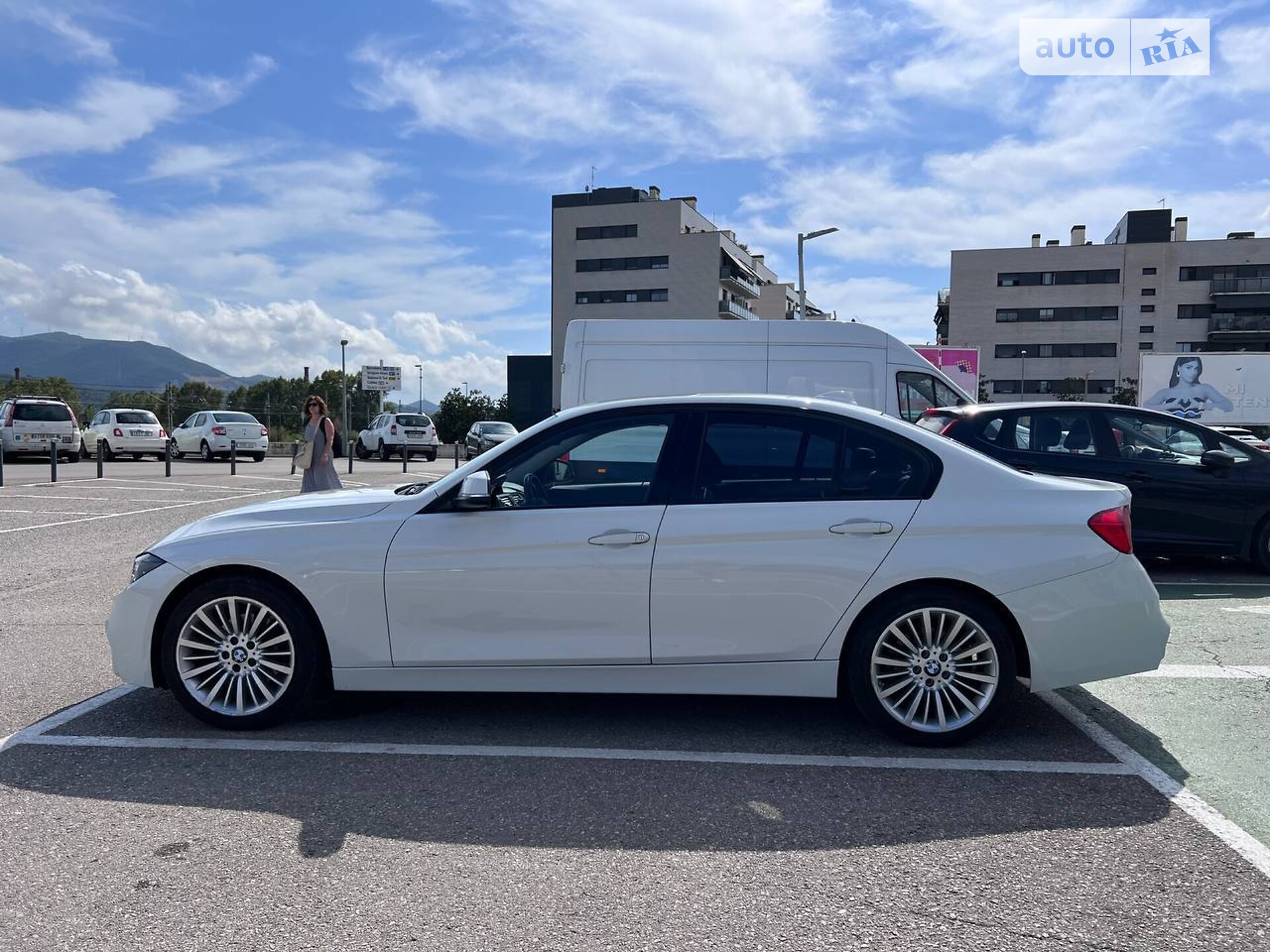 BMW 3 Series 2014 VIN WBA3B5G56FNS17244 фото оголошення 7 з 53