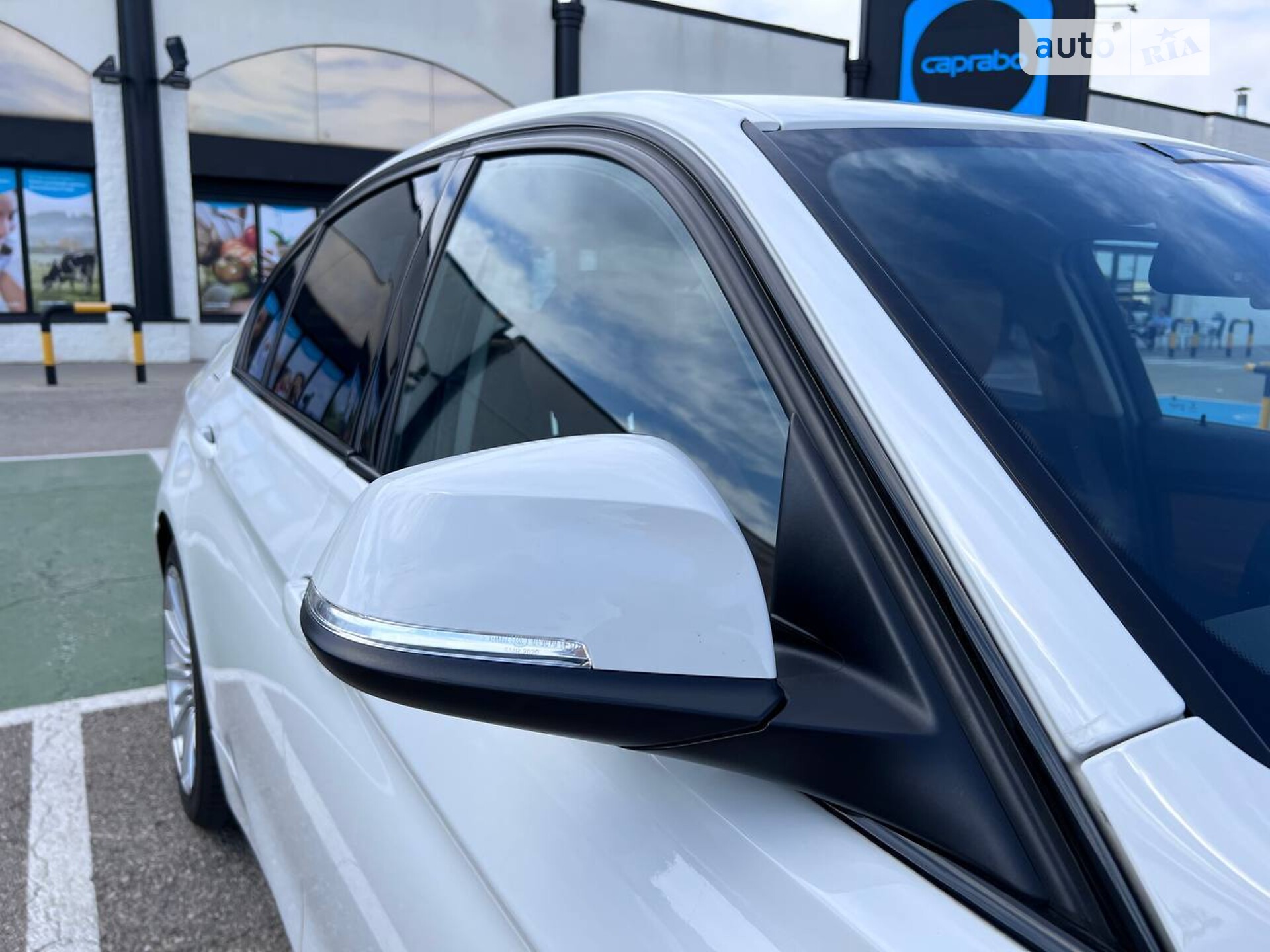BMW 3 Series 2014 VIN WBA3B5G56FNS17244 фото оголошення 11 з 53