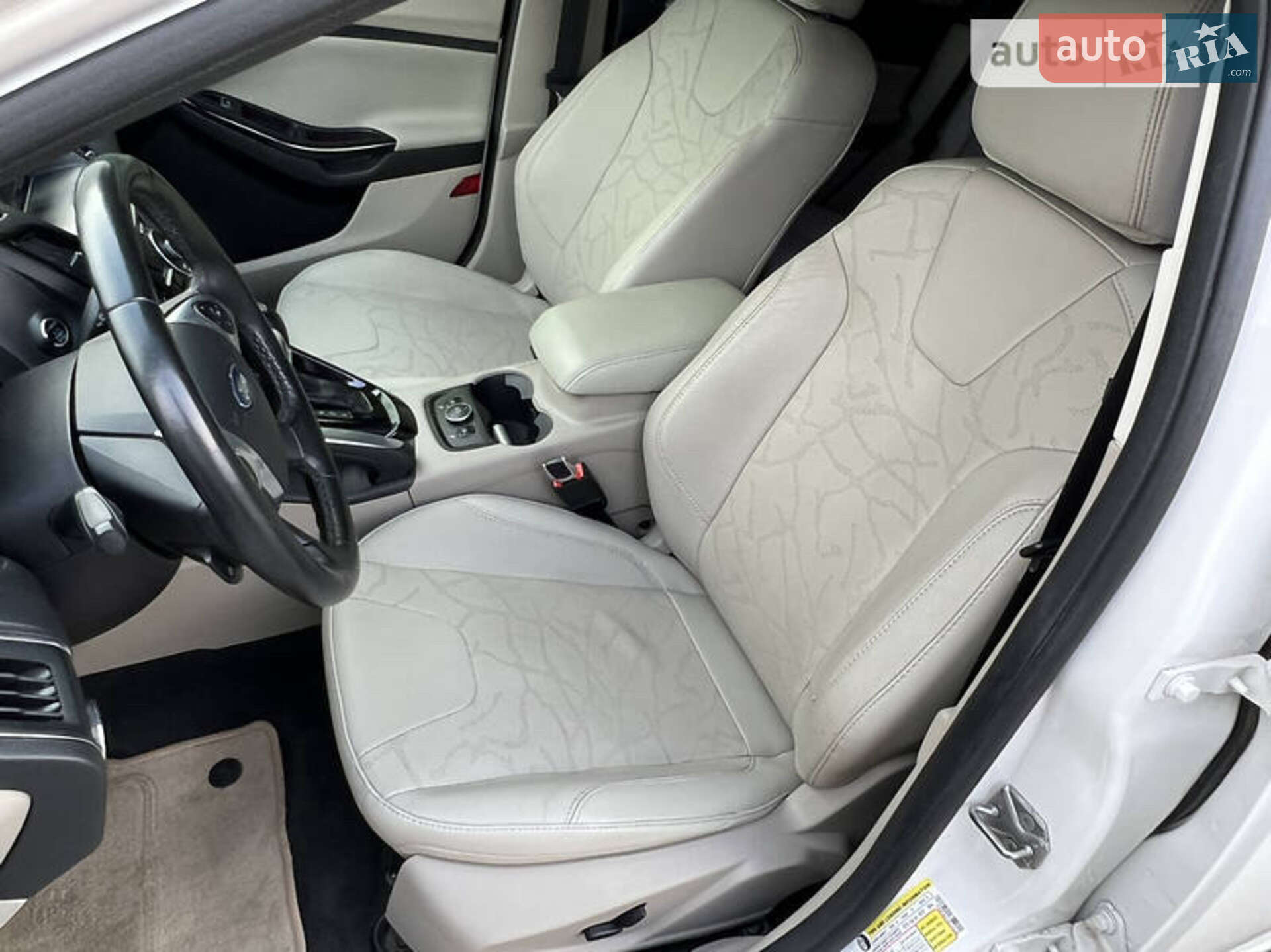 Ford Focus 2013 VIN 1FADP3R41DL235246 фото оголошення 7 з 12