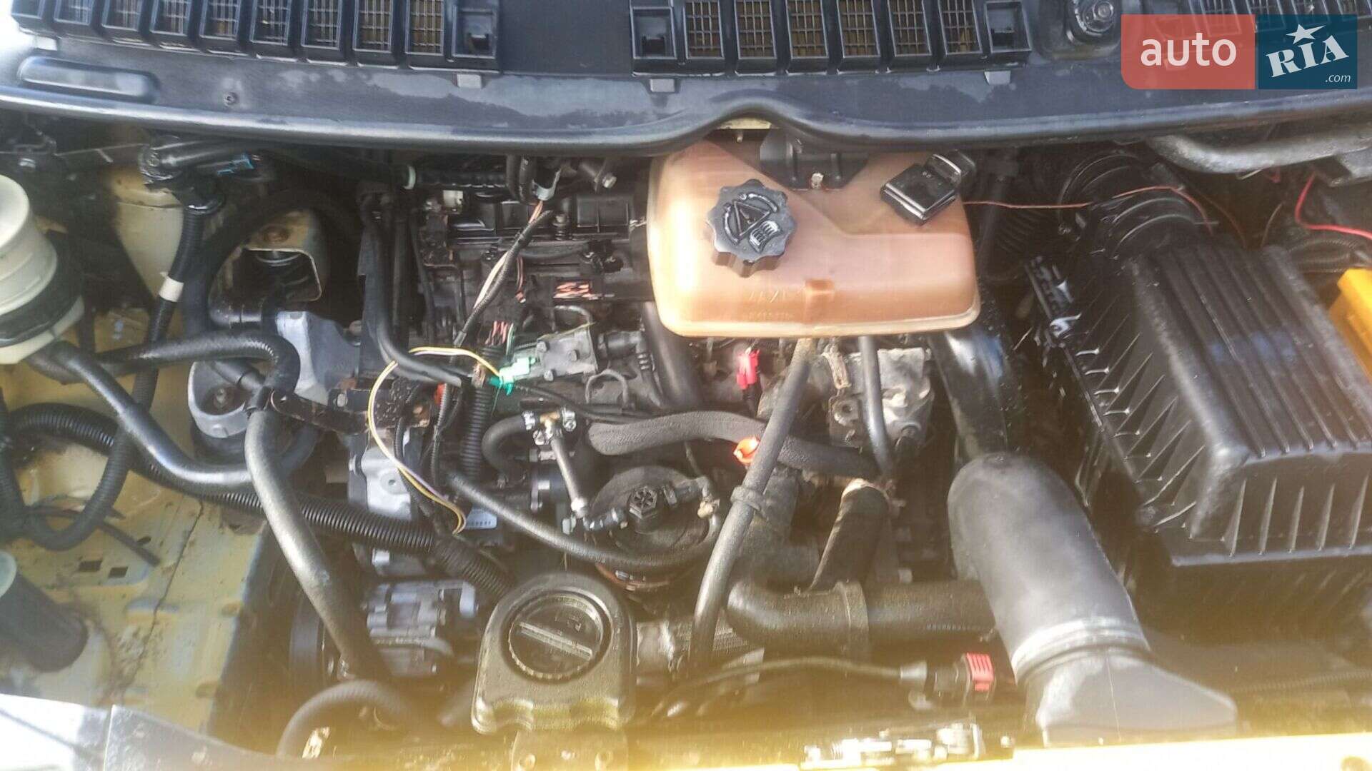 Fiat Scudo 2000 VIN ZFA22000012759582 фото оголошення 5 з 10