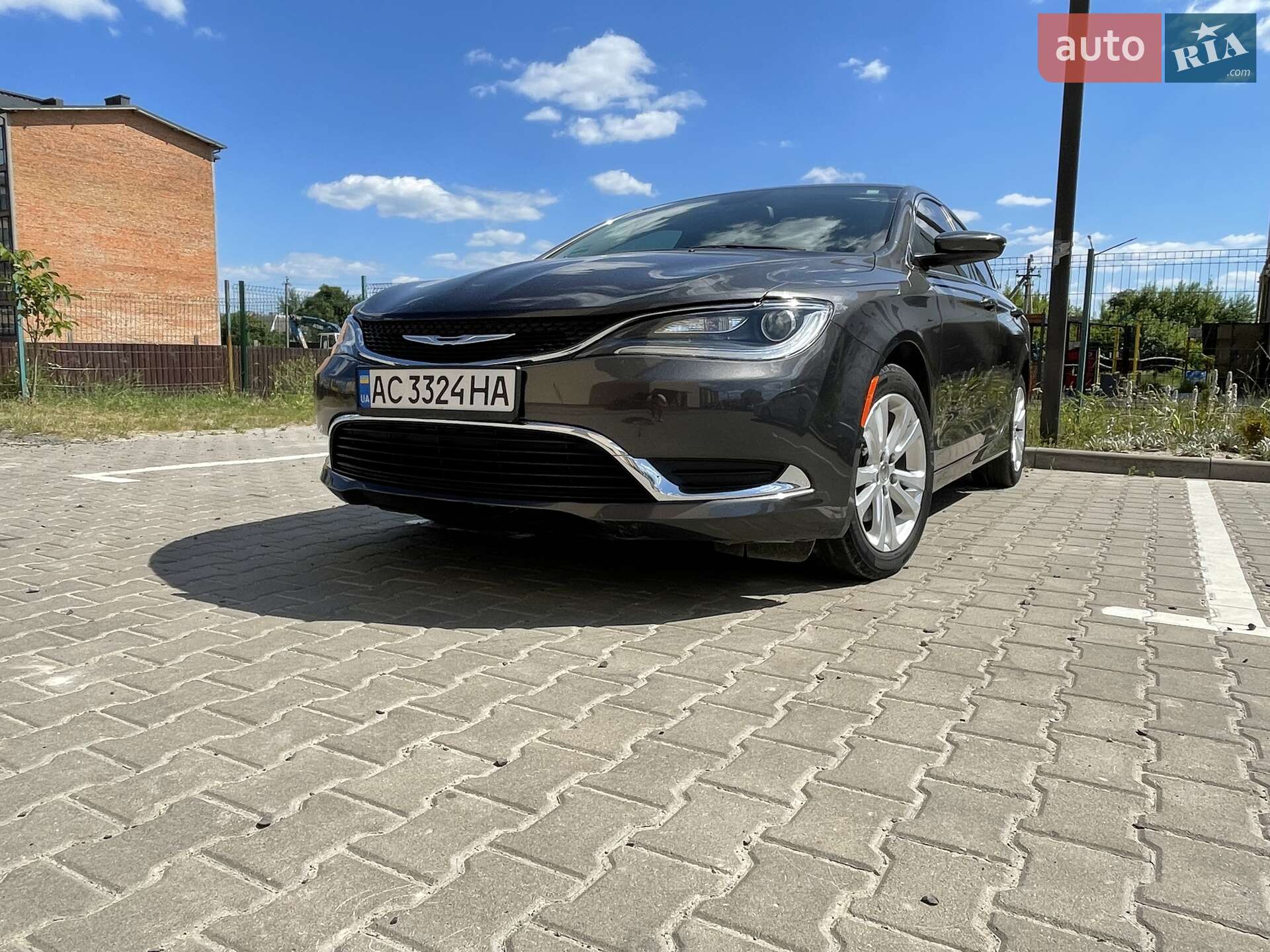 Chrysler 200 2016 VIN 1C3CCCAB9GN182563 фото оголошення 4 з 29
