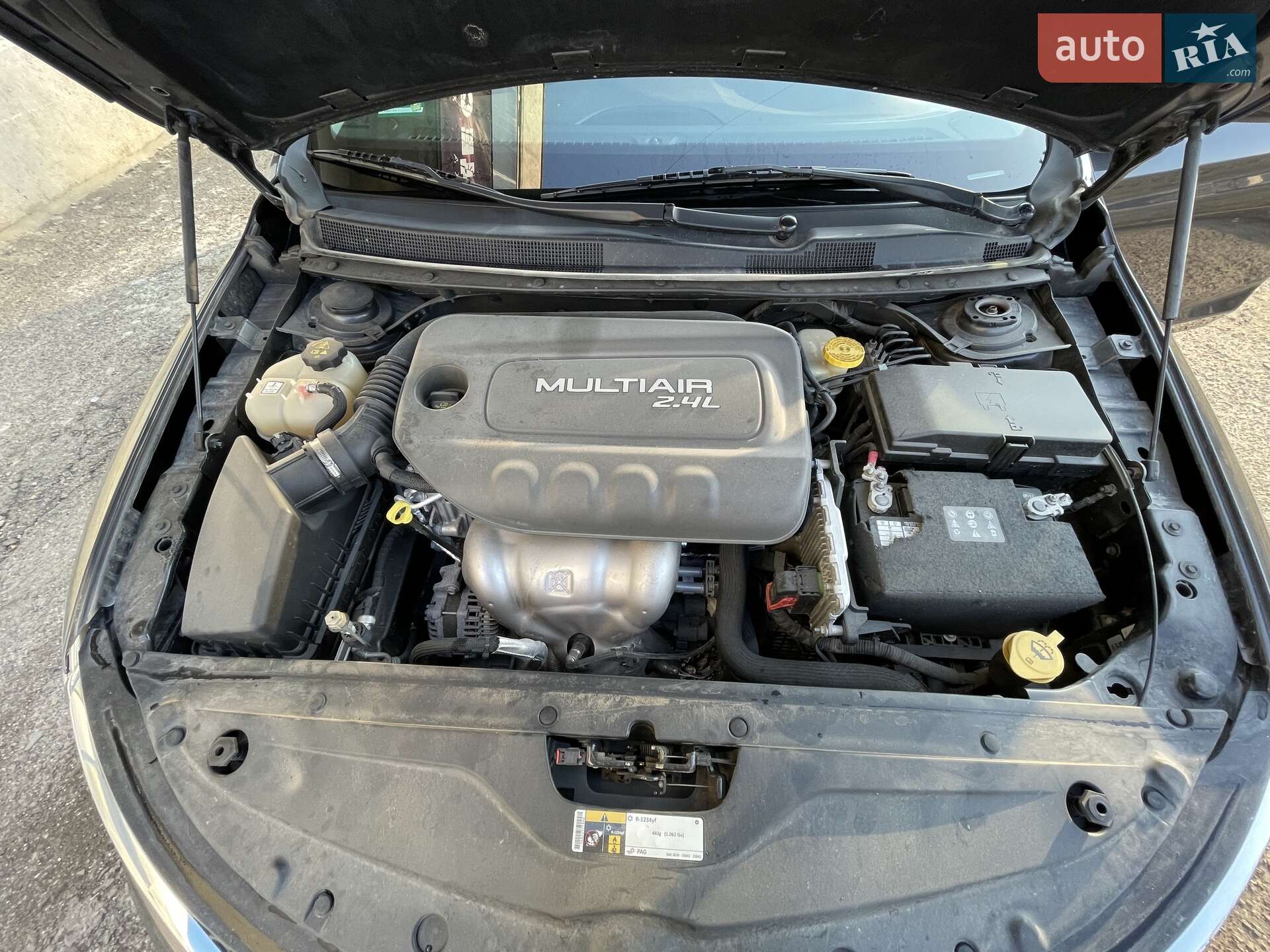 Chrysler 200 2016 VIN 1C3CCCAB9GN182563 фото оголошення 18 з 29