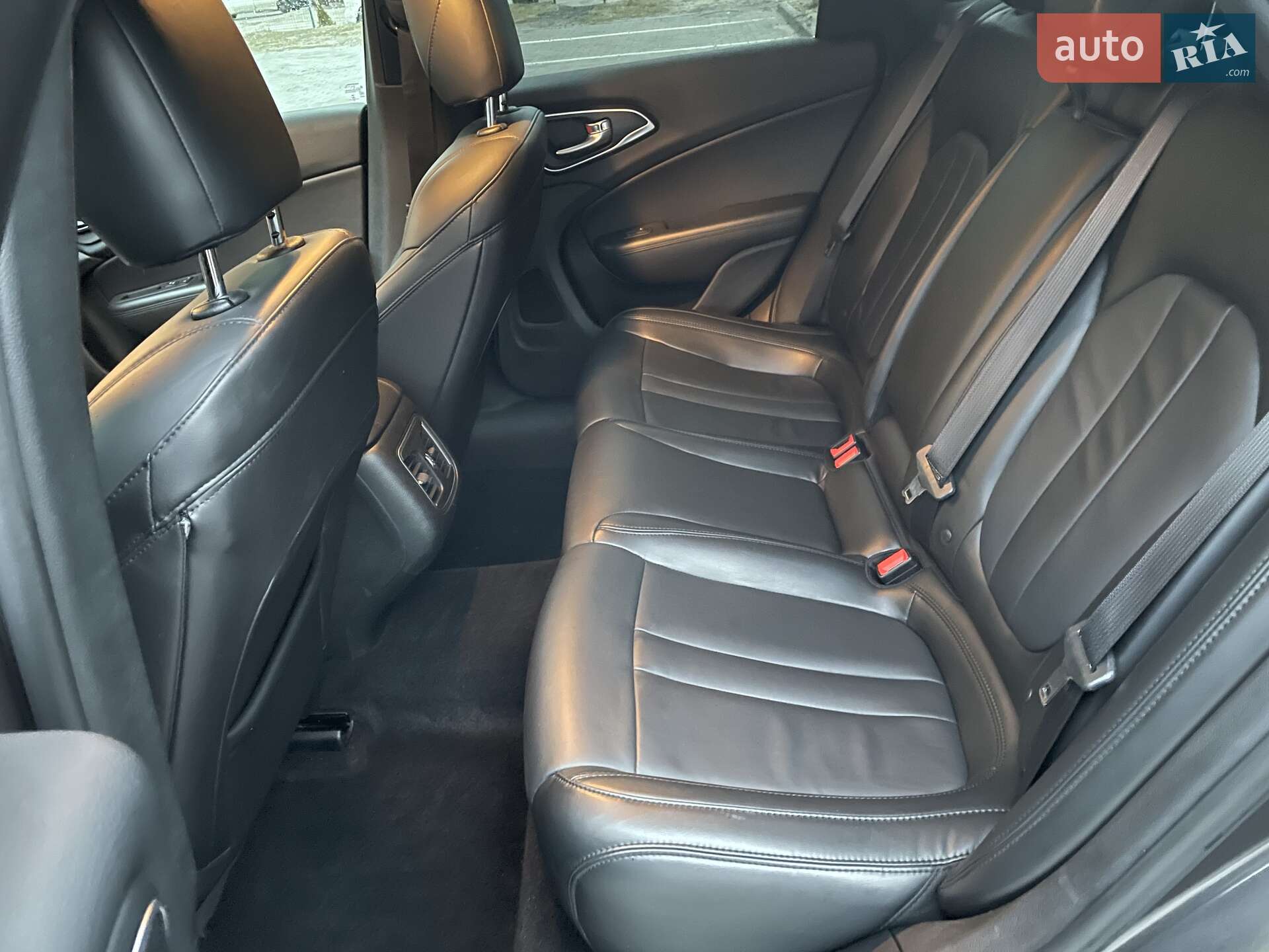 Chrysler 200 2016 VIN 1C3CCCAB9GN182563 фото оголошення 26 з 29