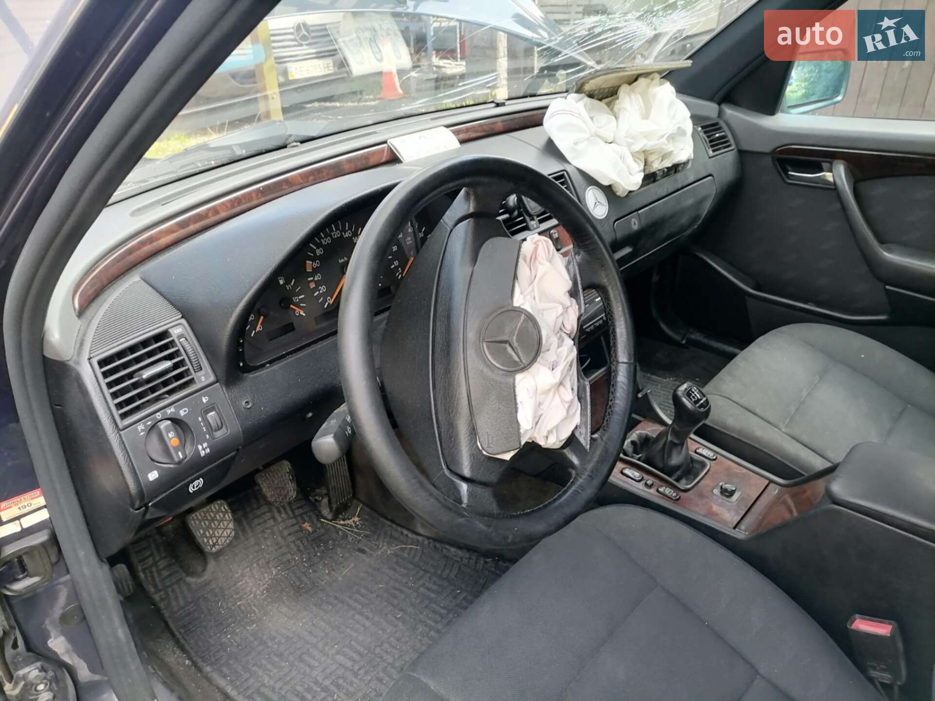 Mercedes-Benz C-Class 1996 VIN WDB2020181A425240 фото оголошення 3 з 4