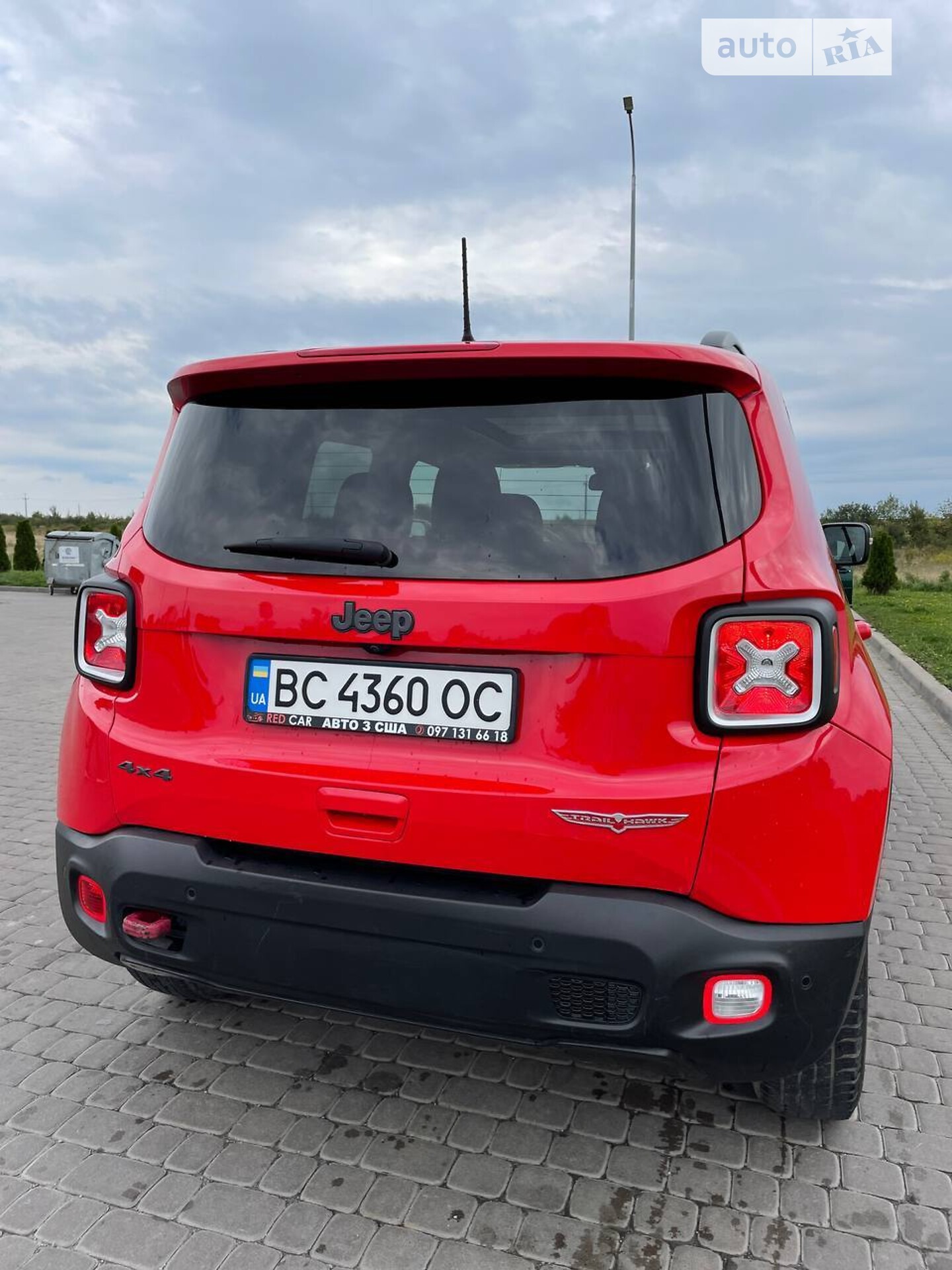 Jeep Renegade 2018 VIN ZACCJBCB3JPH11125 фото оголошення 4 з 13