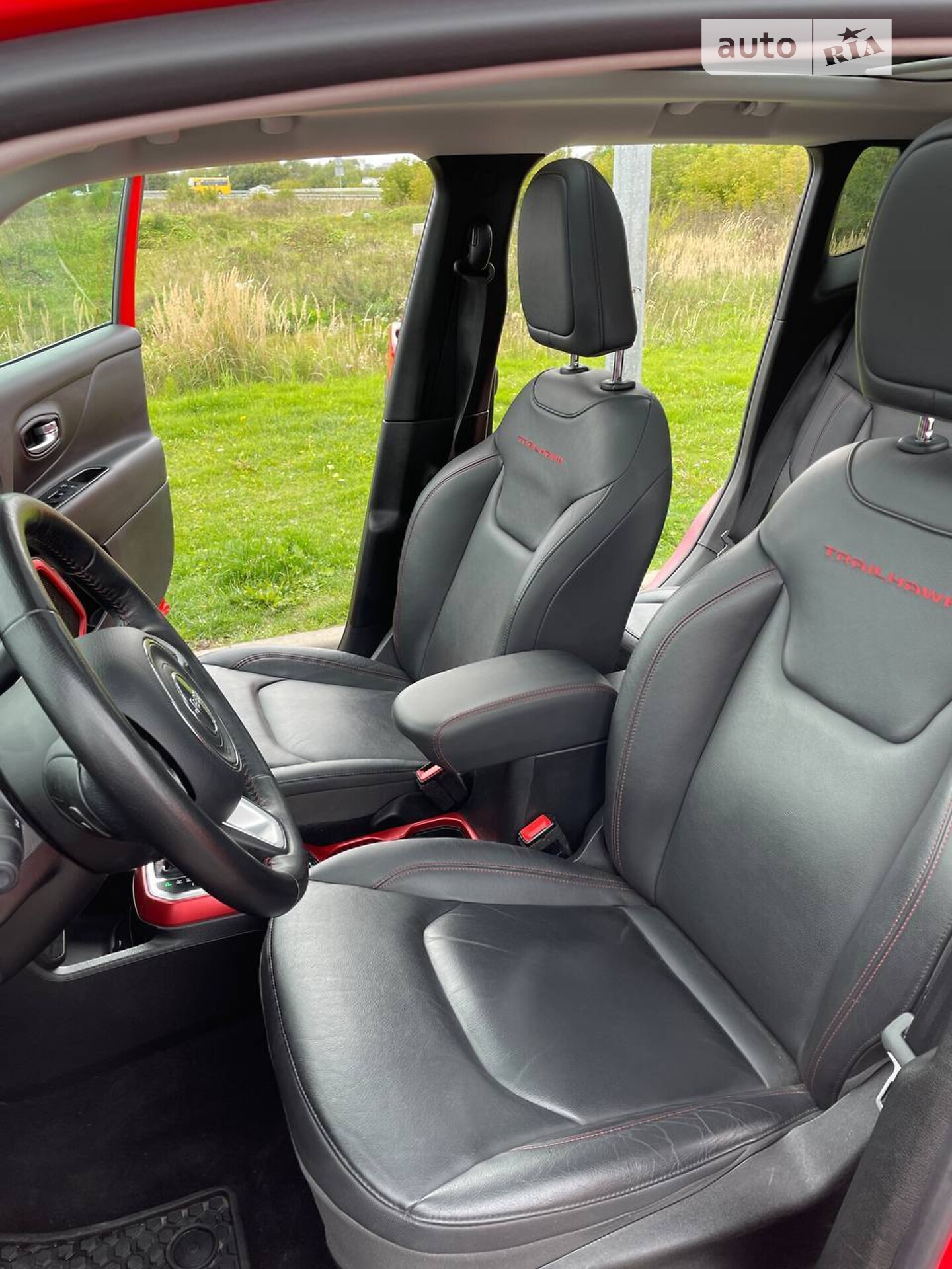 Jeep Renegade 2018 VIN ZACCJBCB3JPH11125 фото оголошення 5 з 13
