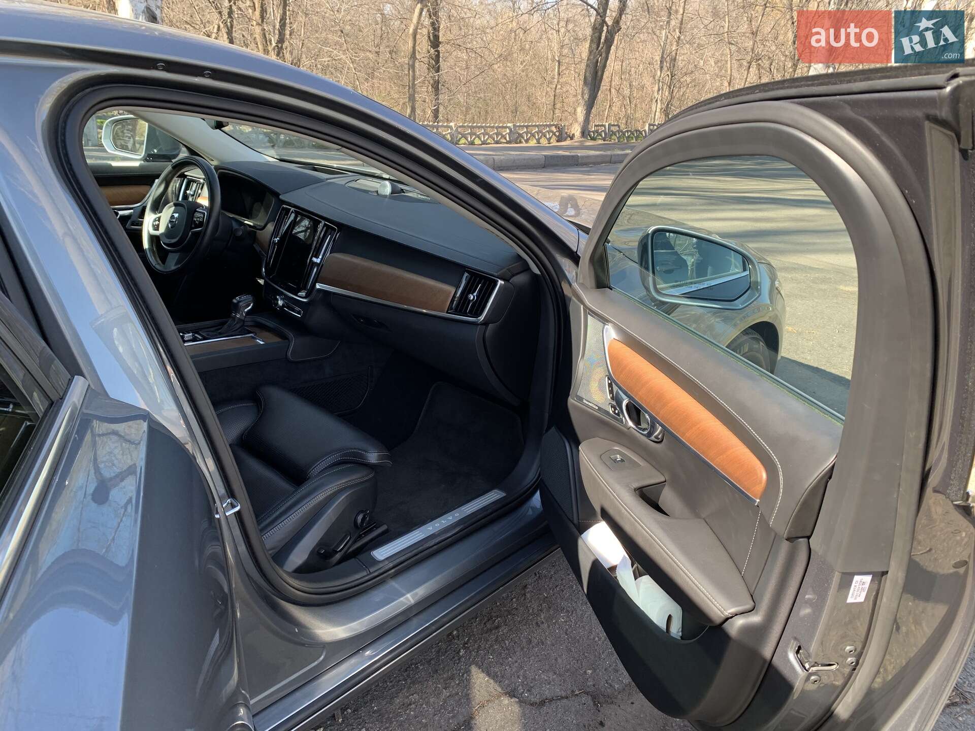 Volvo S90 2016 VIN YV1A22ML6H1005203 фото оголошення 30 з 42