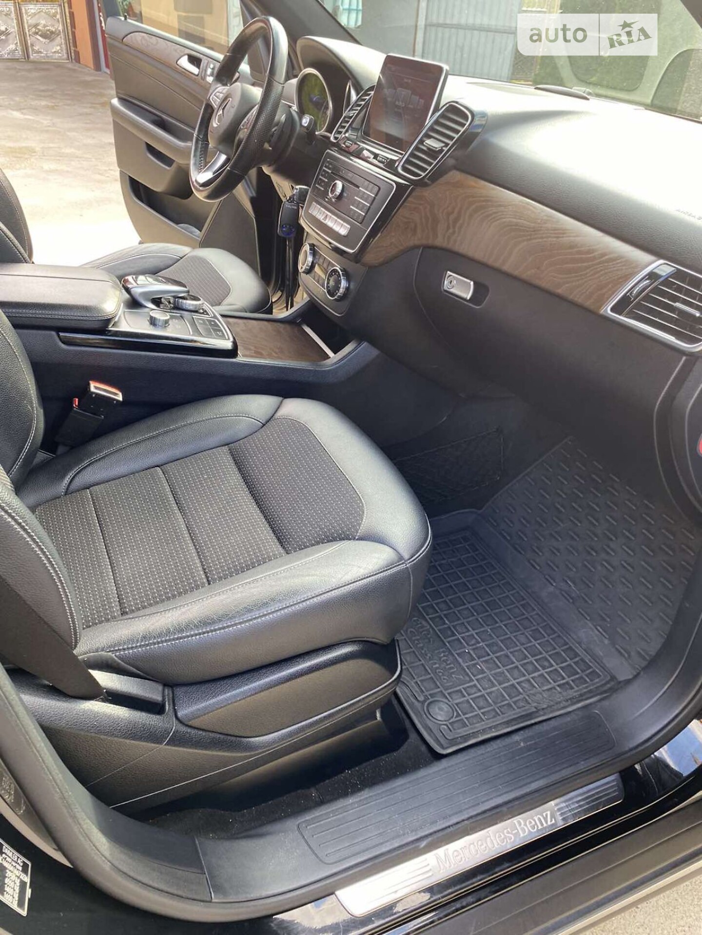 Mercedes-Benz GLE-Class 2015 VIN WDC1660041A673236 фото оголошення 12 з 17