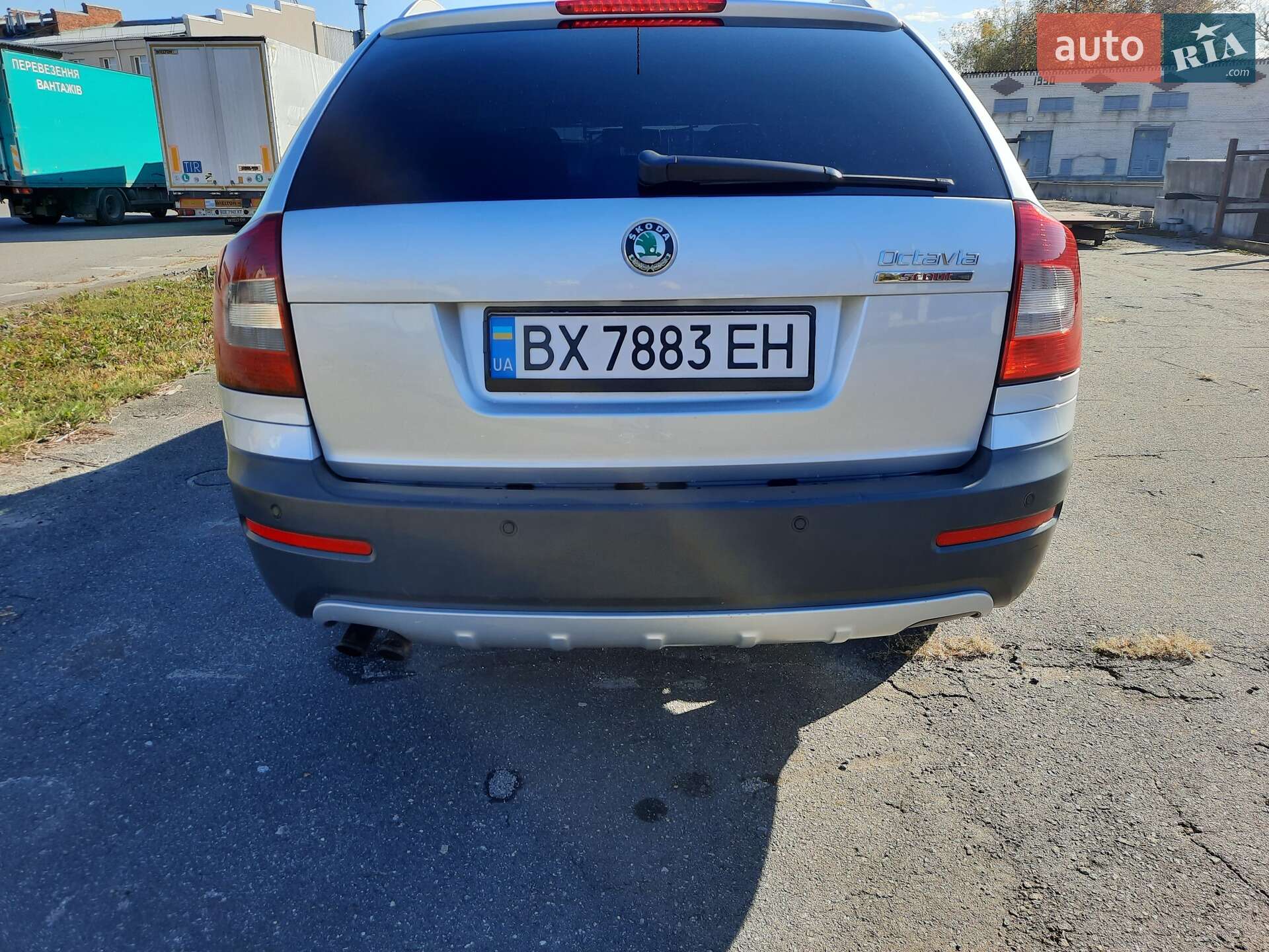 Skoda Octavia 2010 VIN TMBKK61Z0A2092526 фото оголошення 2 з 13