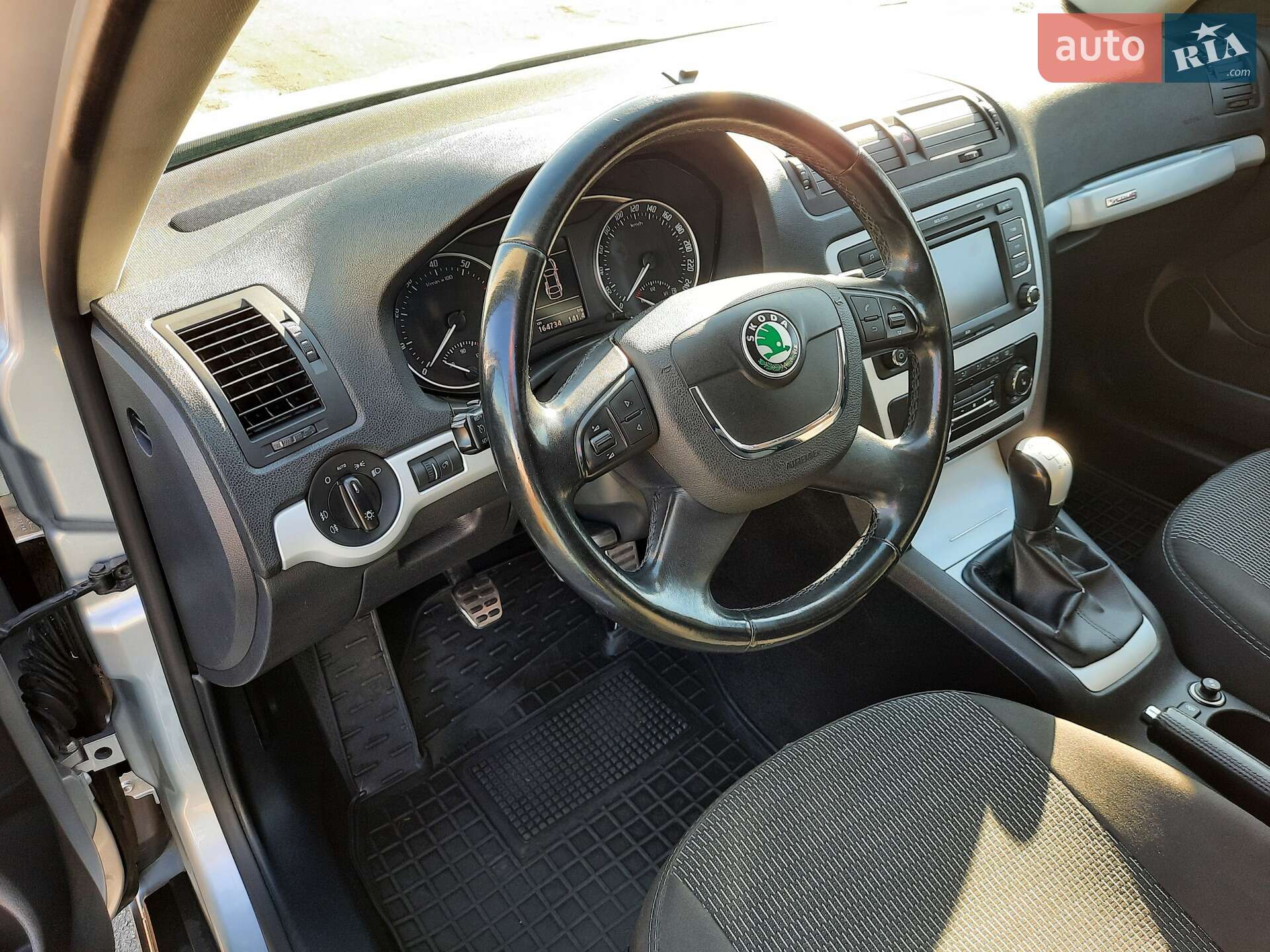 Skoda Octavia 2010 VIN TMBKK61Z0A2092526 фото оголошення 9 з 13