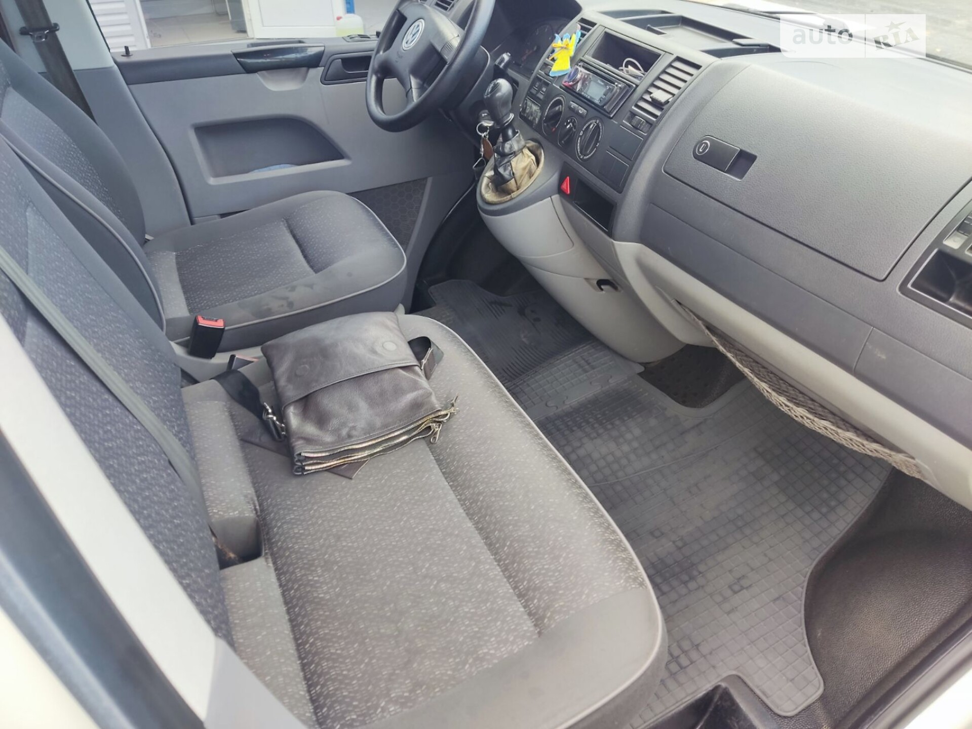 Volkswagen Transporter 2004 VIN WV1ZZZ7HZ4H059575 фото оголошення 4 з 19