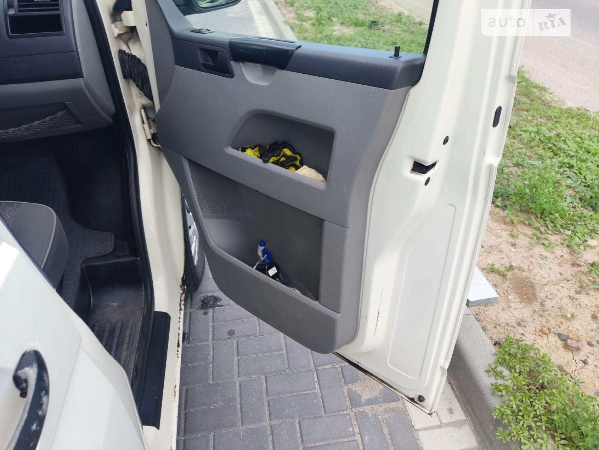 Volkswagen Transporter 2004 VIN WV1ZZZ7HZ4H059575 фото оголошення 8 з 19