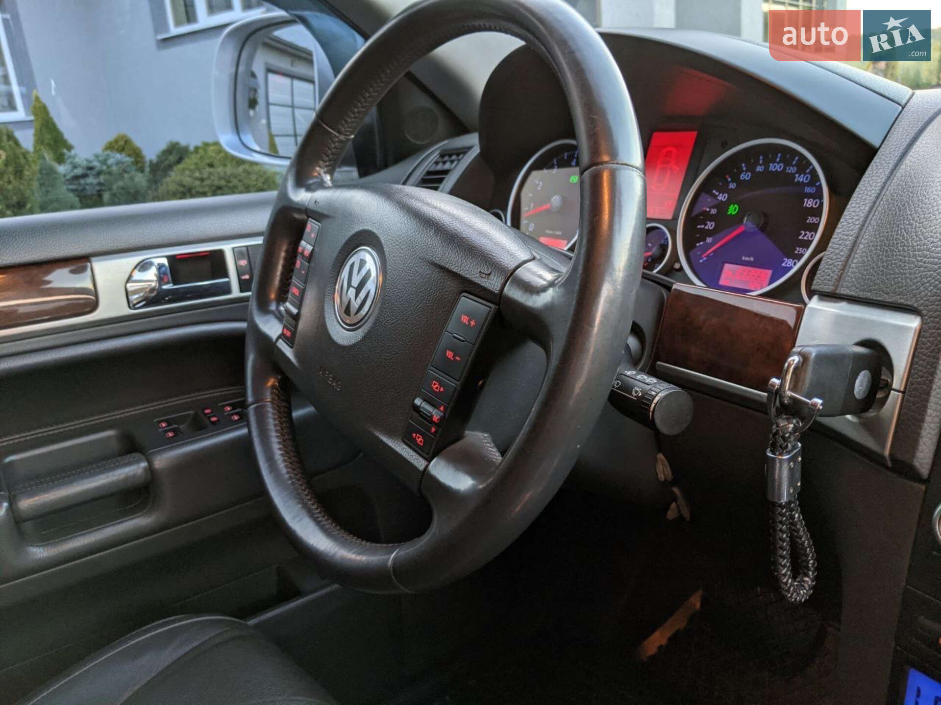 Volkswagen Touareg 2008 VIN WVGZZZ7LZ8Z001106 фото оголошення 23 з 33