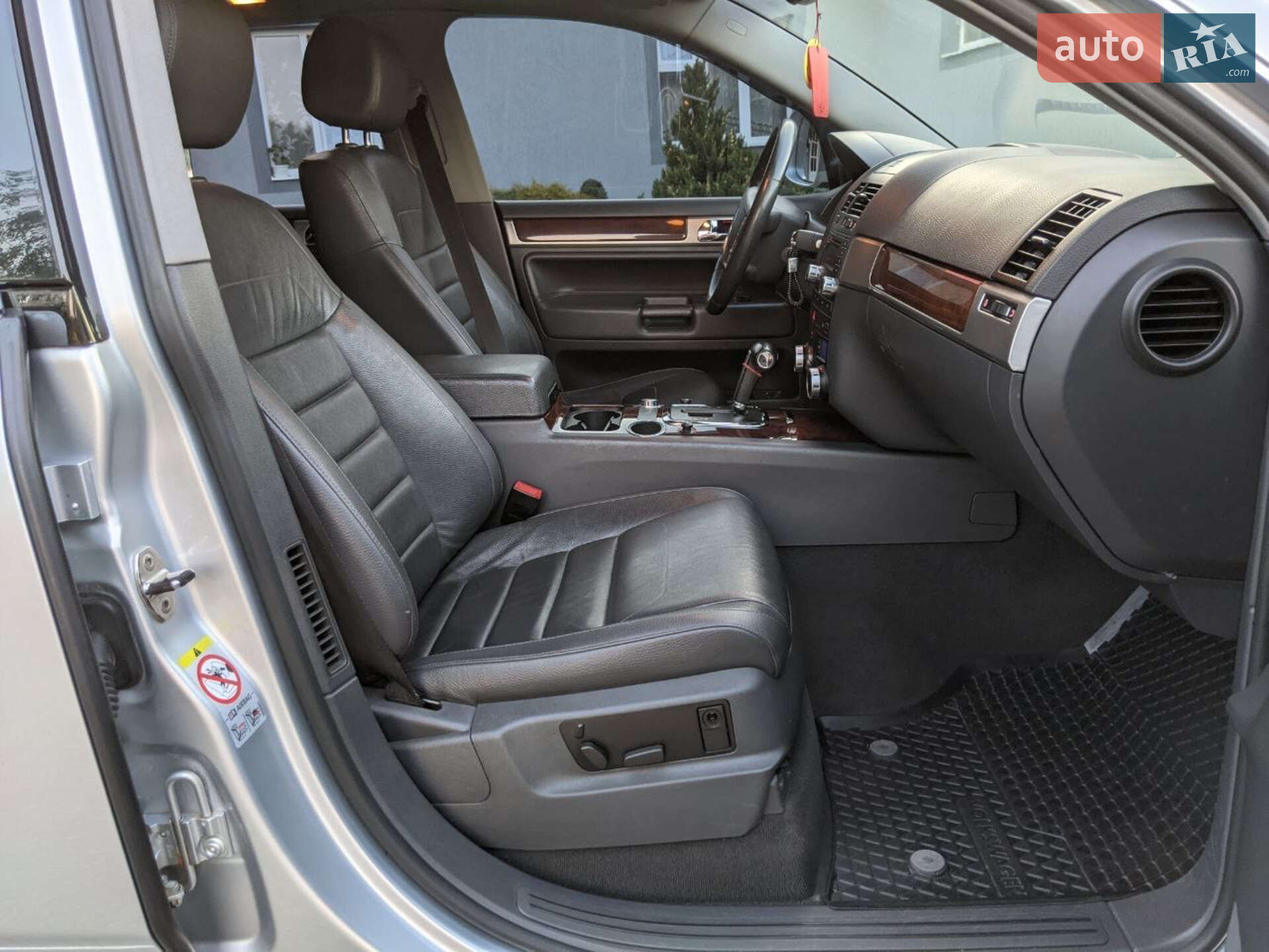 Volkswagen Touareg 2008 VIN WVGZZZ7LZ8Z001106 фото оголошення 21 з 33