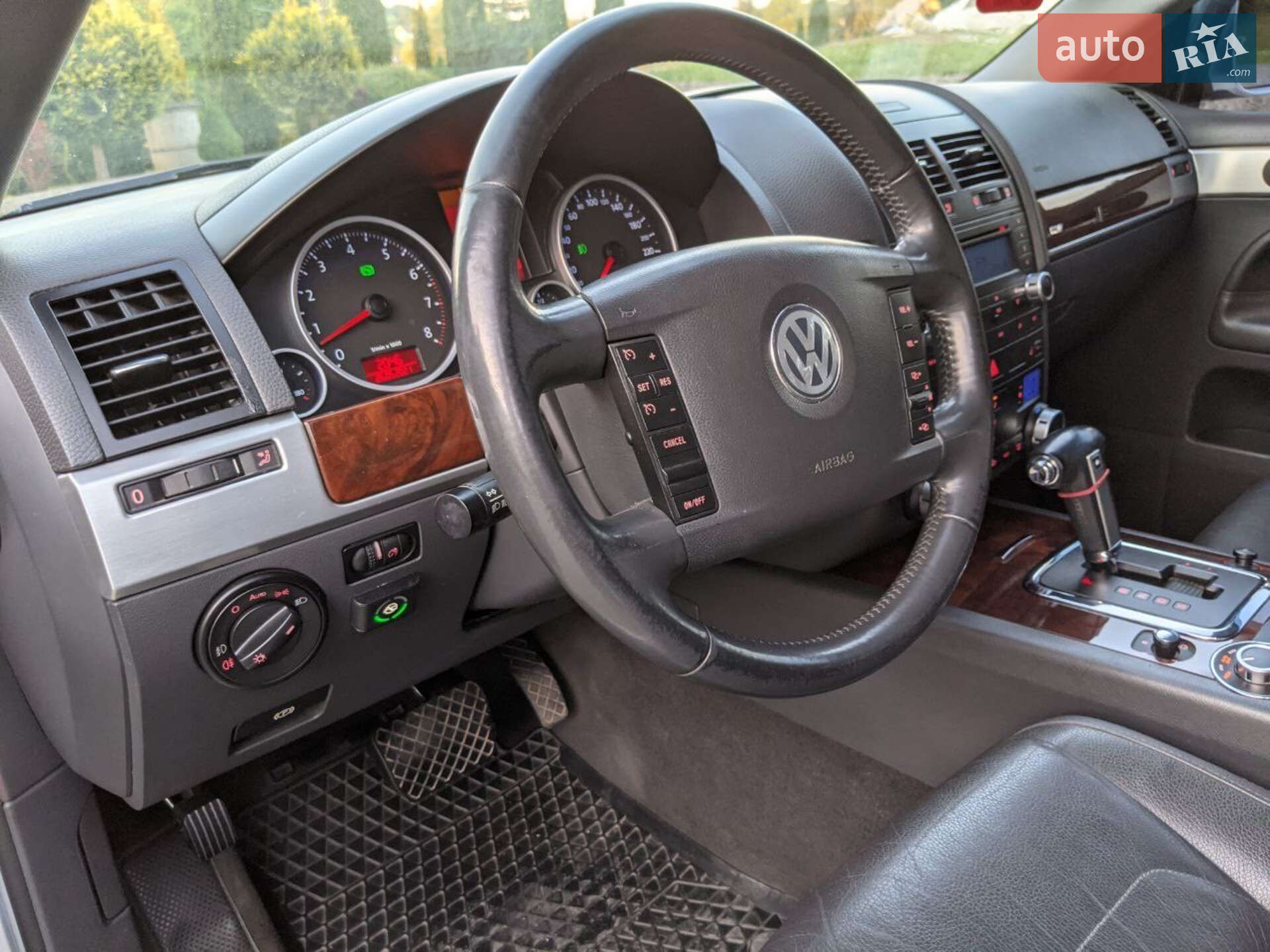Volkswagen Touareg 2008 VIN WVGZZZ7LZ8Z001106 фото оголошення 30 з 33