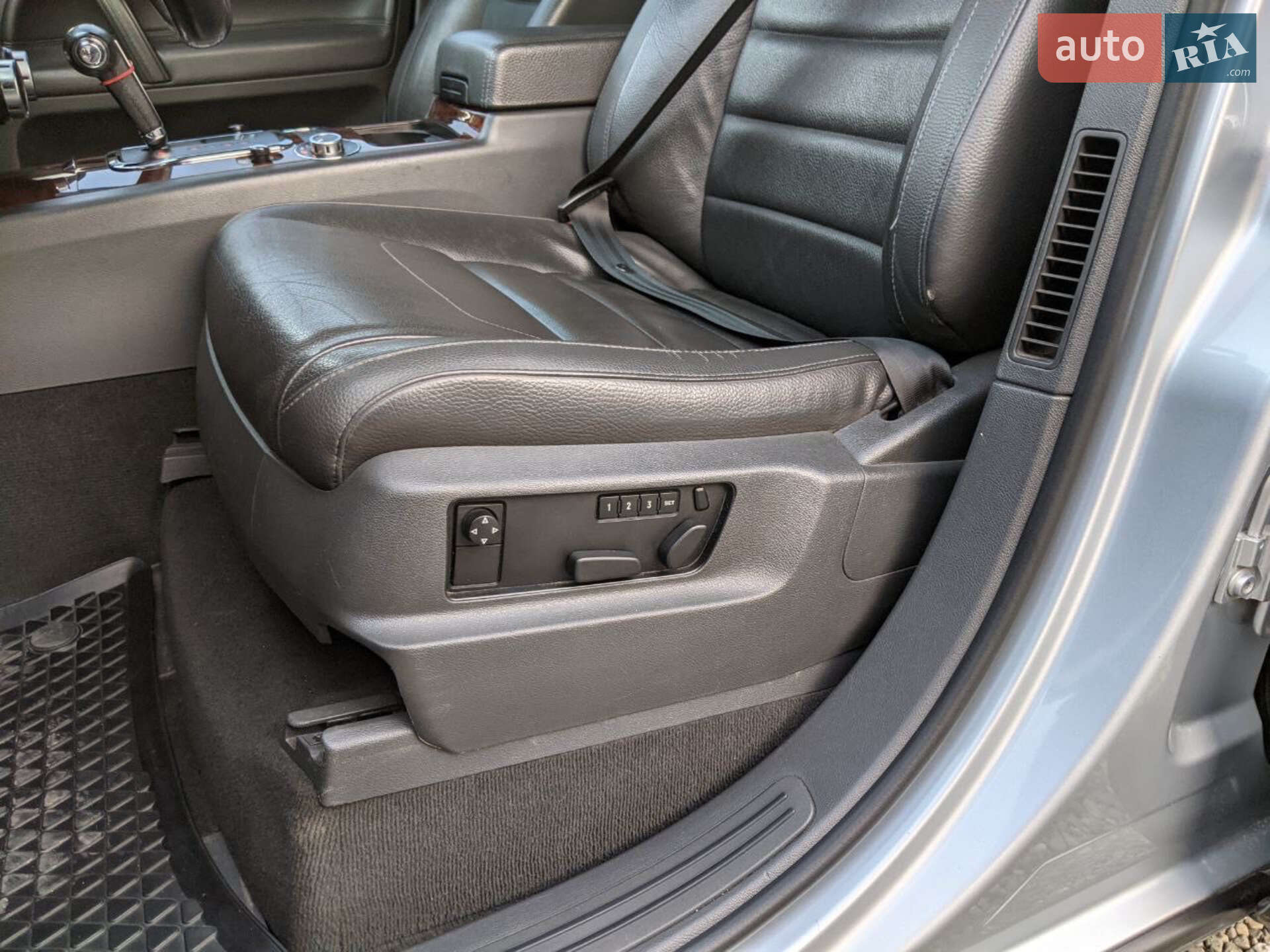 Volkswagen Touareg 2008 VIN WVGZZZ7LZ8Z001106 фото оголошення 31 з 33