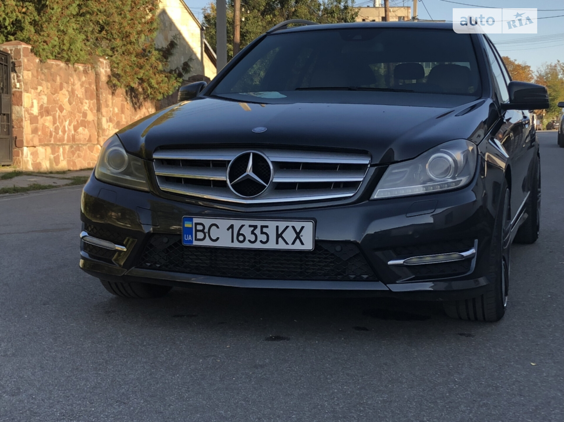 Mercedes-Benz C-Class 2011 VIN WDD2042001F807122 фото оголошення 2 з 28