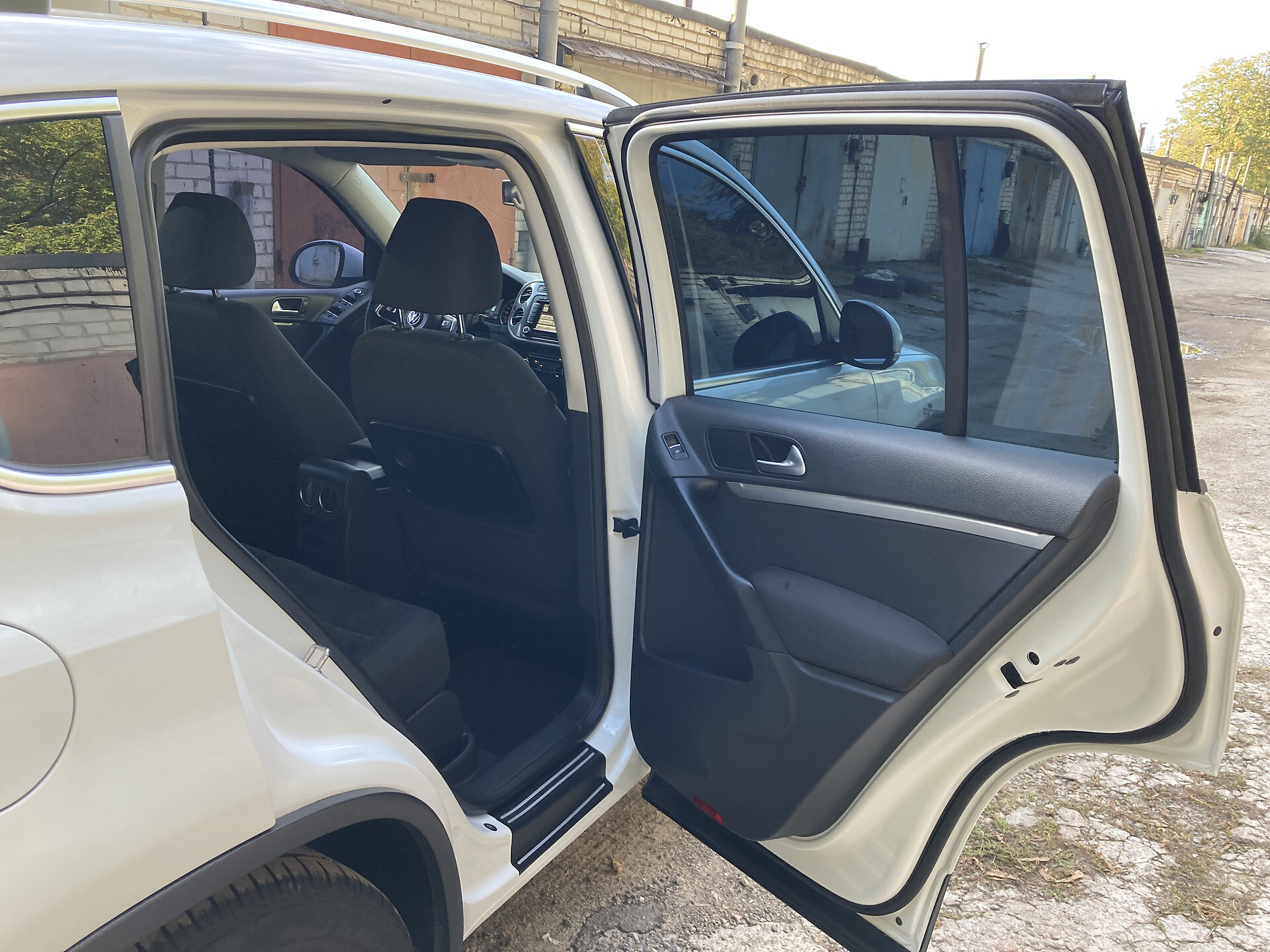 Volkswagen Tiguan 2014 VIN WVGZZZ5NZEW072397 фото оголошення 21 з 31