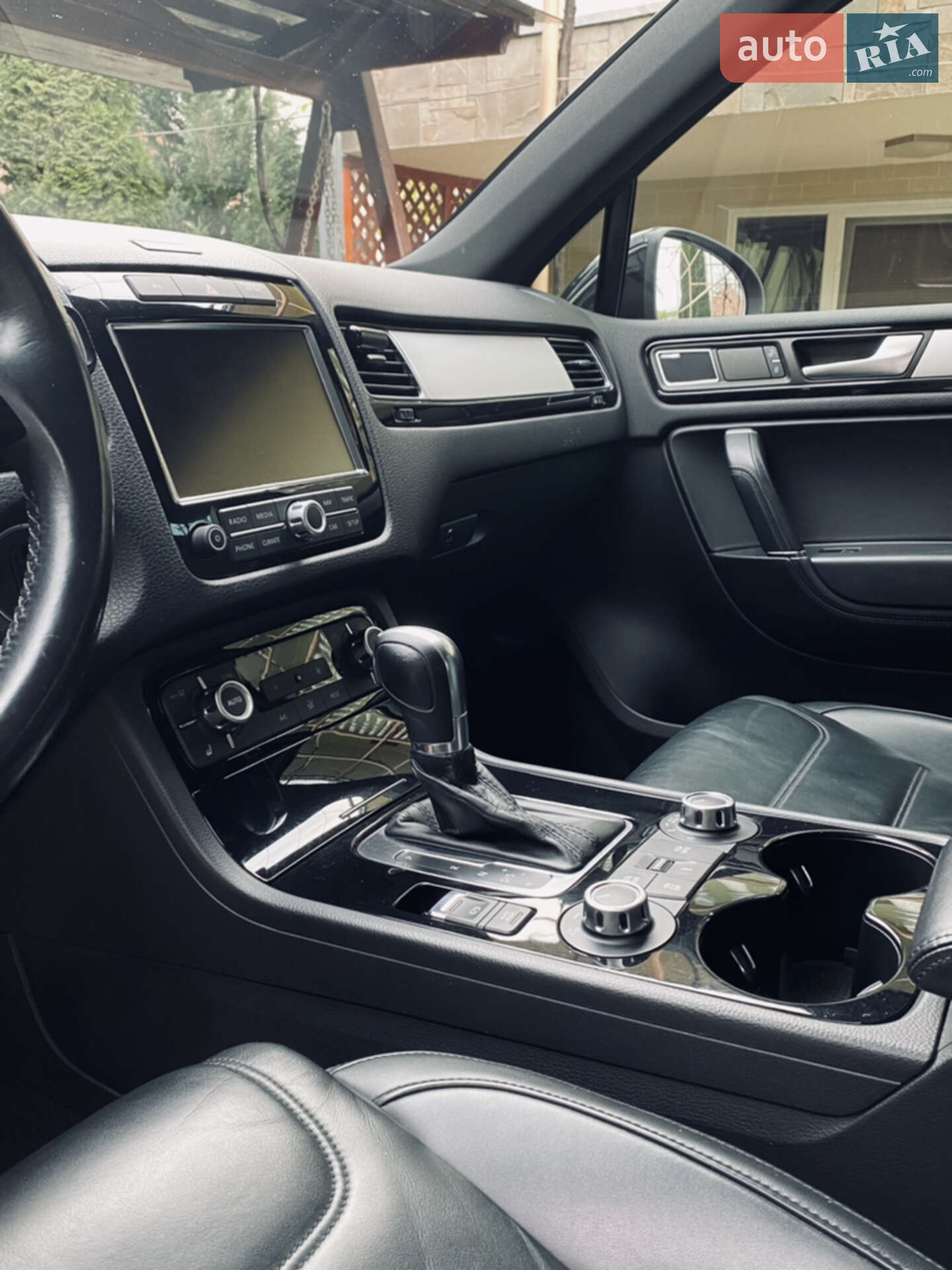 Volkswagen Touareg R 2014 VIN WVGZZZ7PZED041120 фото оголошення 22 з 35