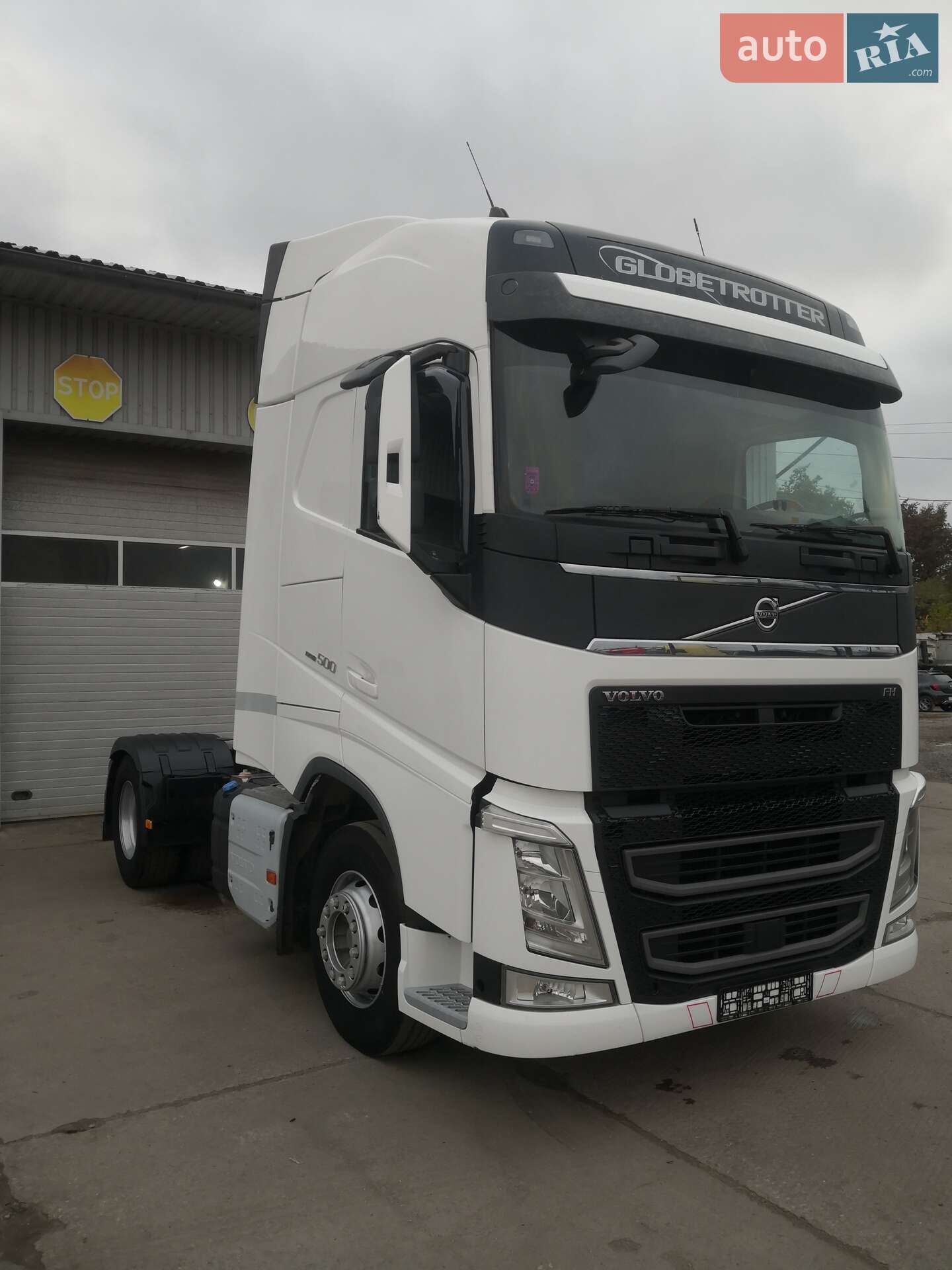 VOLVO FH 2017 VIN YV2RT40A9HB830027 фото оголошення 5 з 12