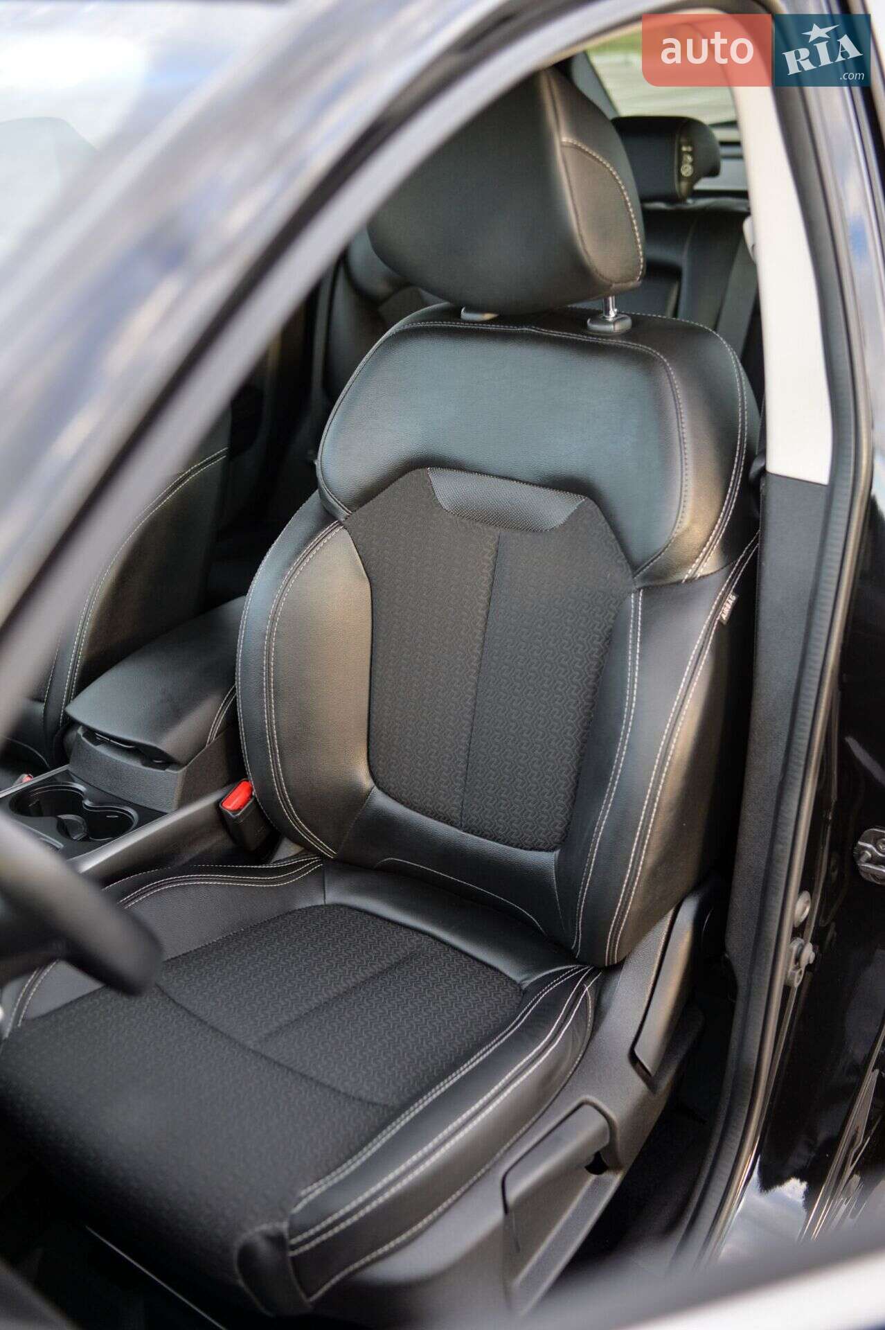 Renault Kadjar 2018 VIN VF1RFE00360469934 фото оголошення 7 з 19