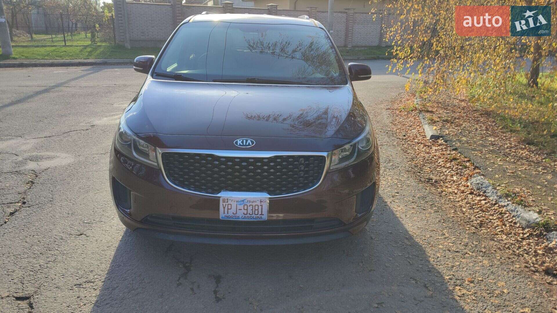 Kia Sedona 2017 VIN KNDMB5C13H6313372 фото оголошення 3 з 17