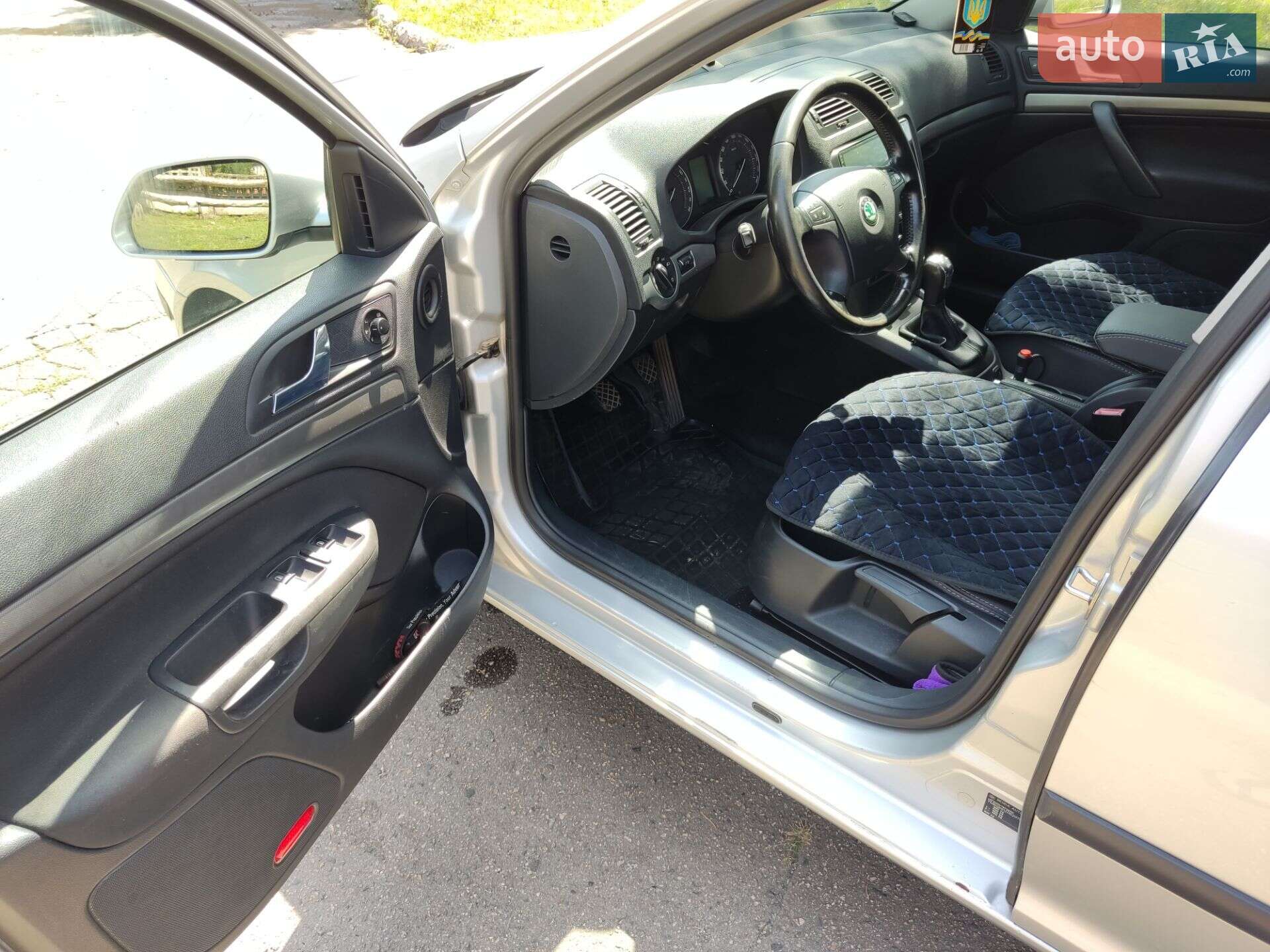 Skoda Octavia 2005 VIN TMBGB61Z052076564 фото оголошення 7 з 12